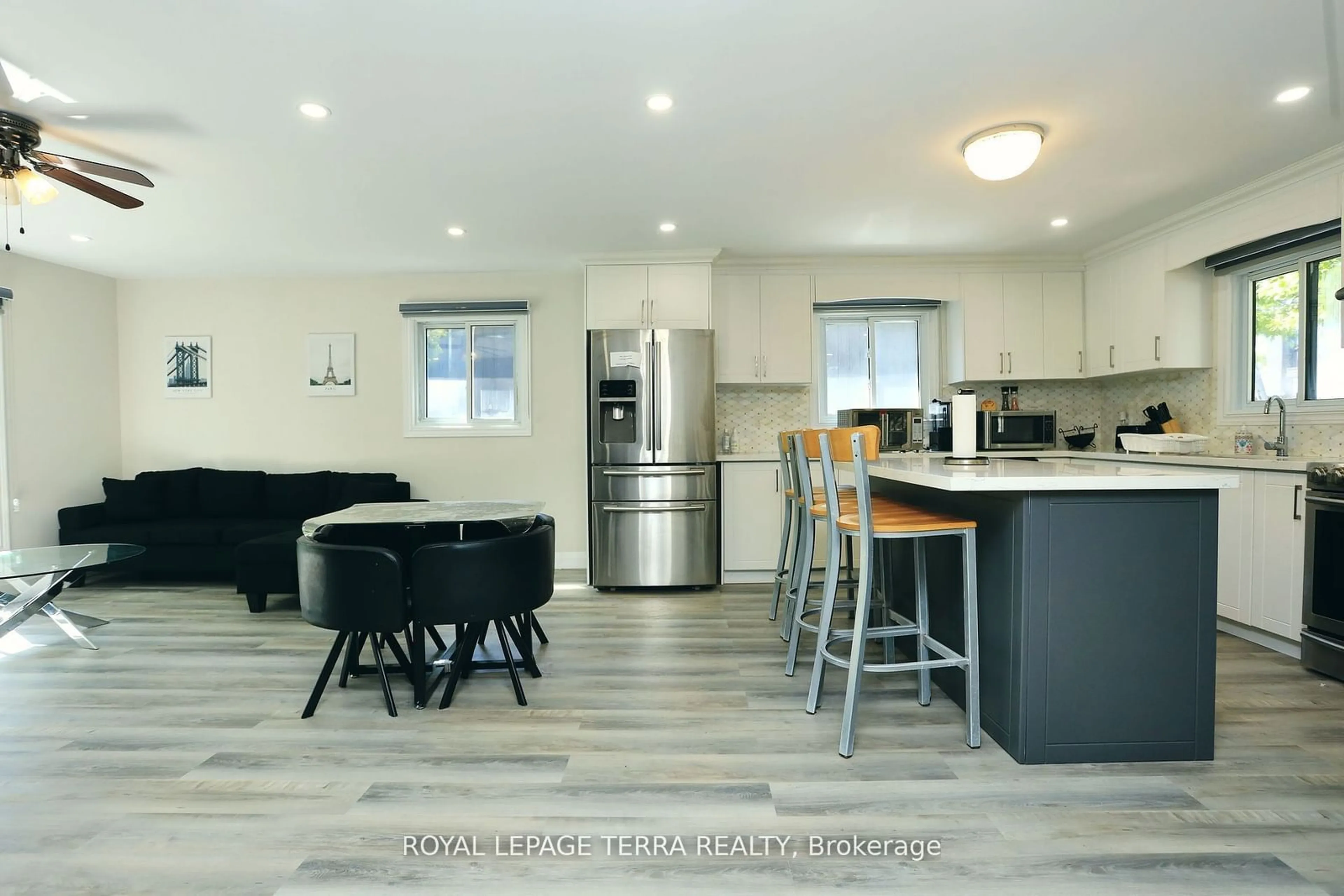 Open concept kitchen, unknown for 1786 St John's Rd, Innisfil Ontario L0M 1S0