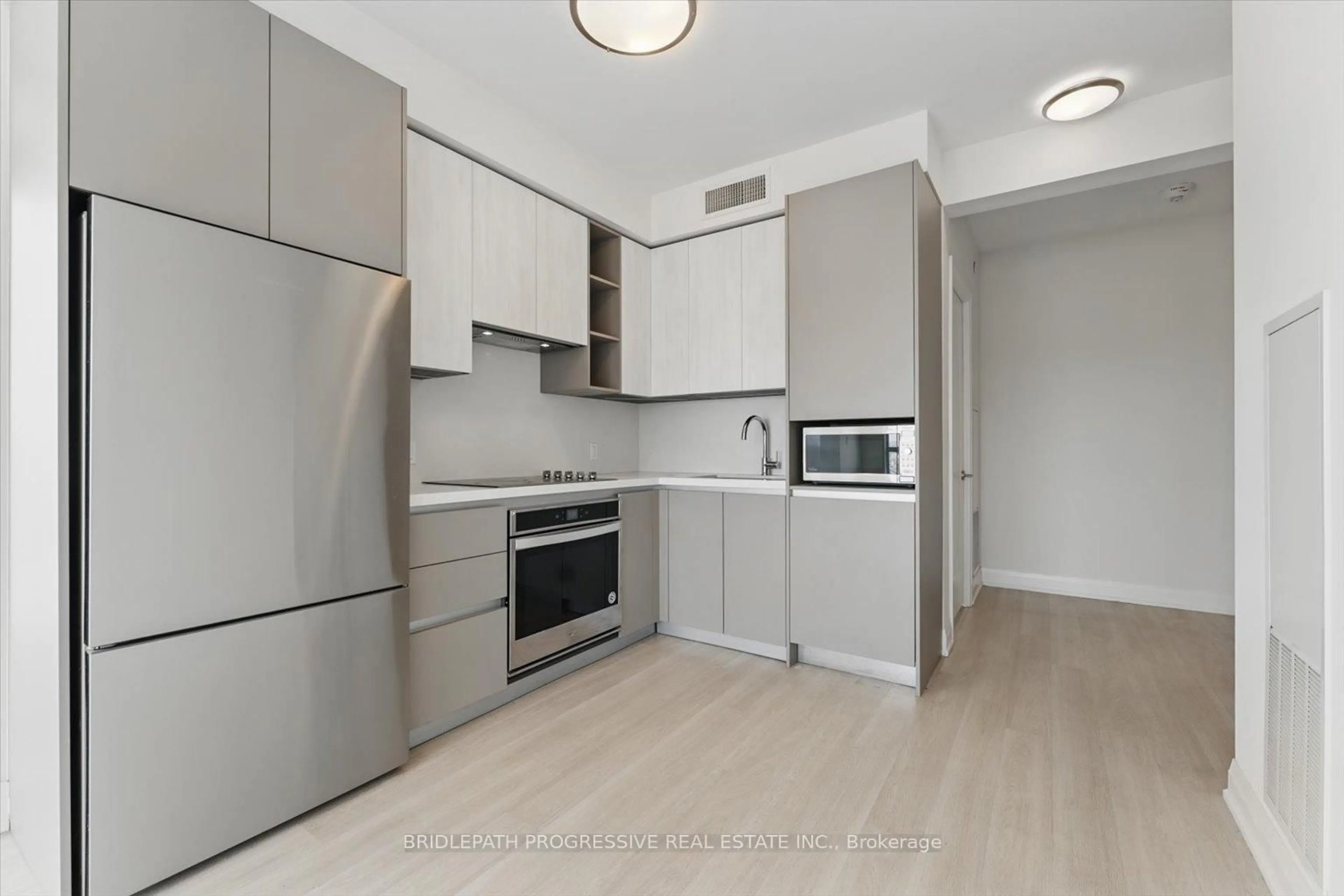 Standard kitchen, unknown for 398 Highway 7 N/A #1502, Richmond Hill Ontario L4B 0G7