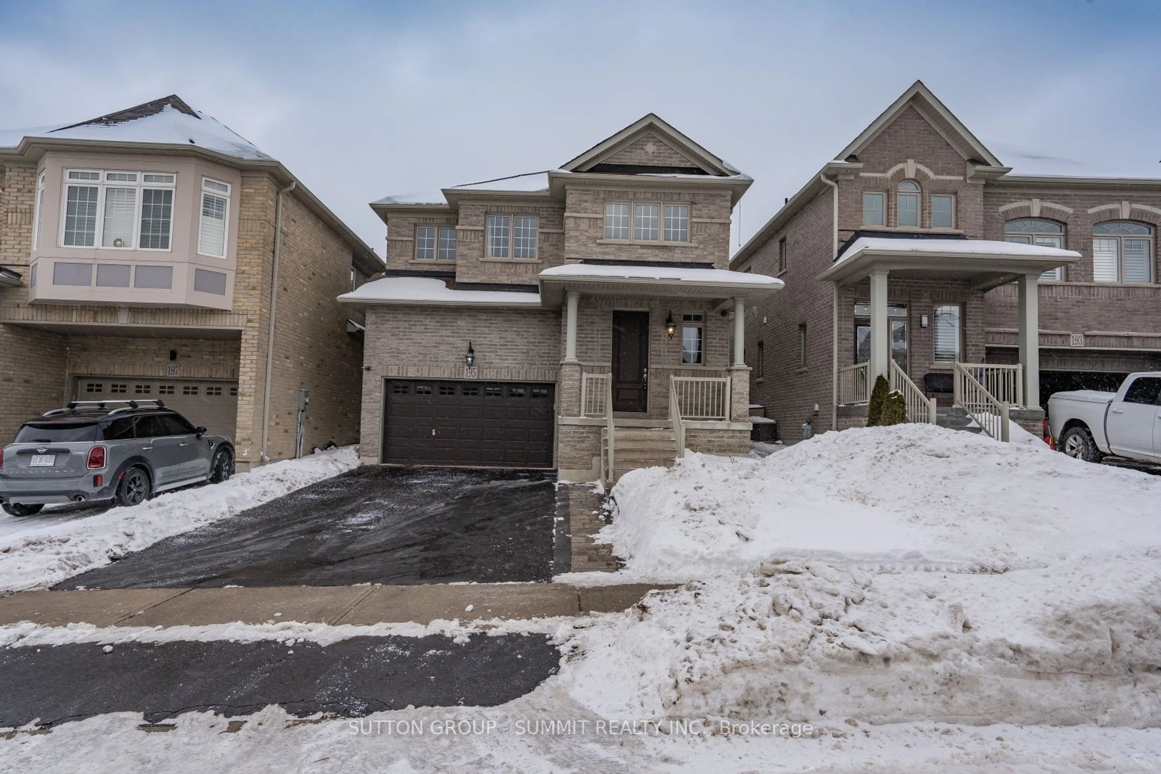 Home with brick exterior material, street for 195 Emma Broadbent Crt, Newmarket Ontario L3X 3K9