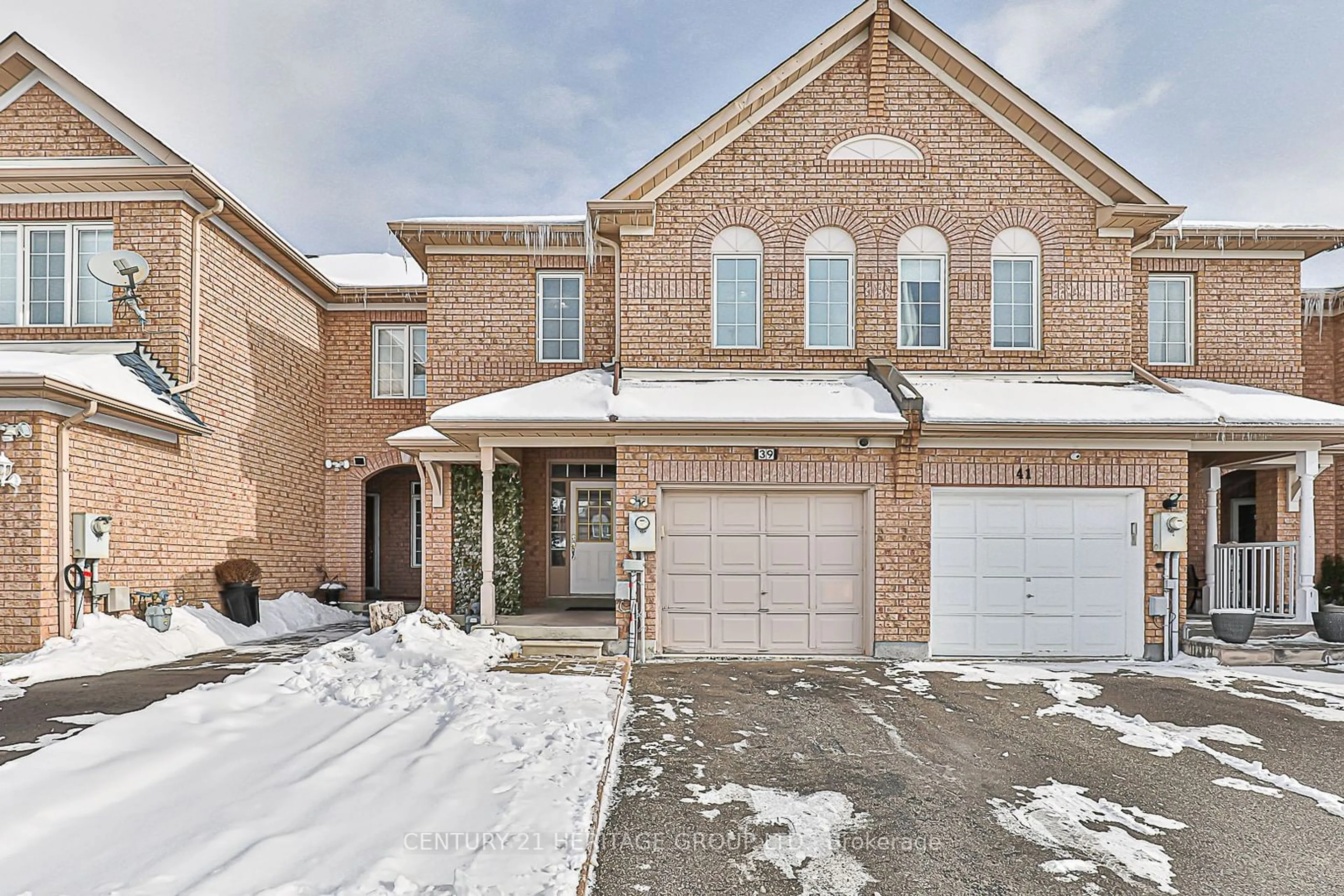 Home with brick exterior material, street for 39 Craddock St, Vaughan Ontario L6A 2R6