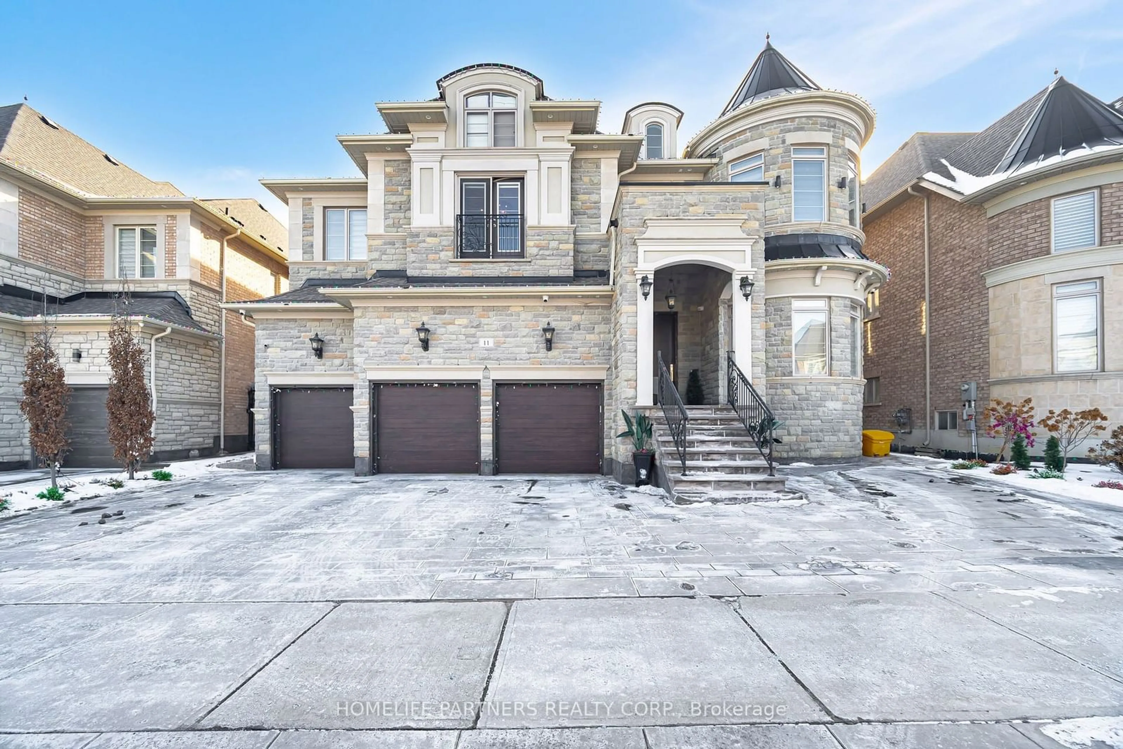 Home with brick exterior material, street for 11 Glen Abbey Tr, Vaughan Ontario L4H 4K4