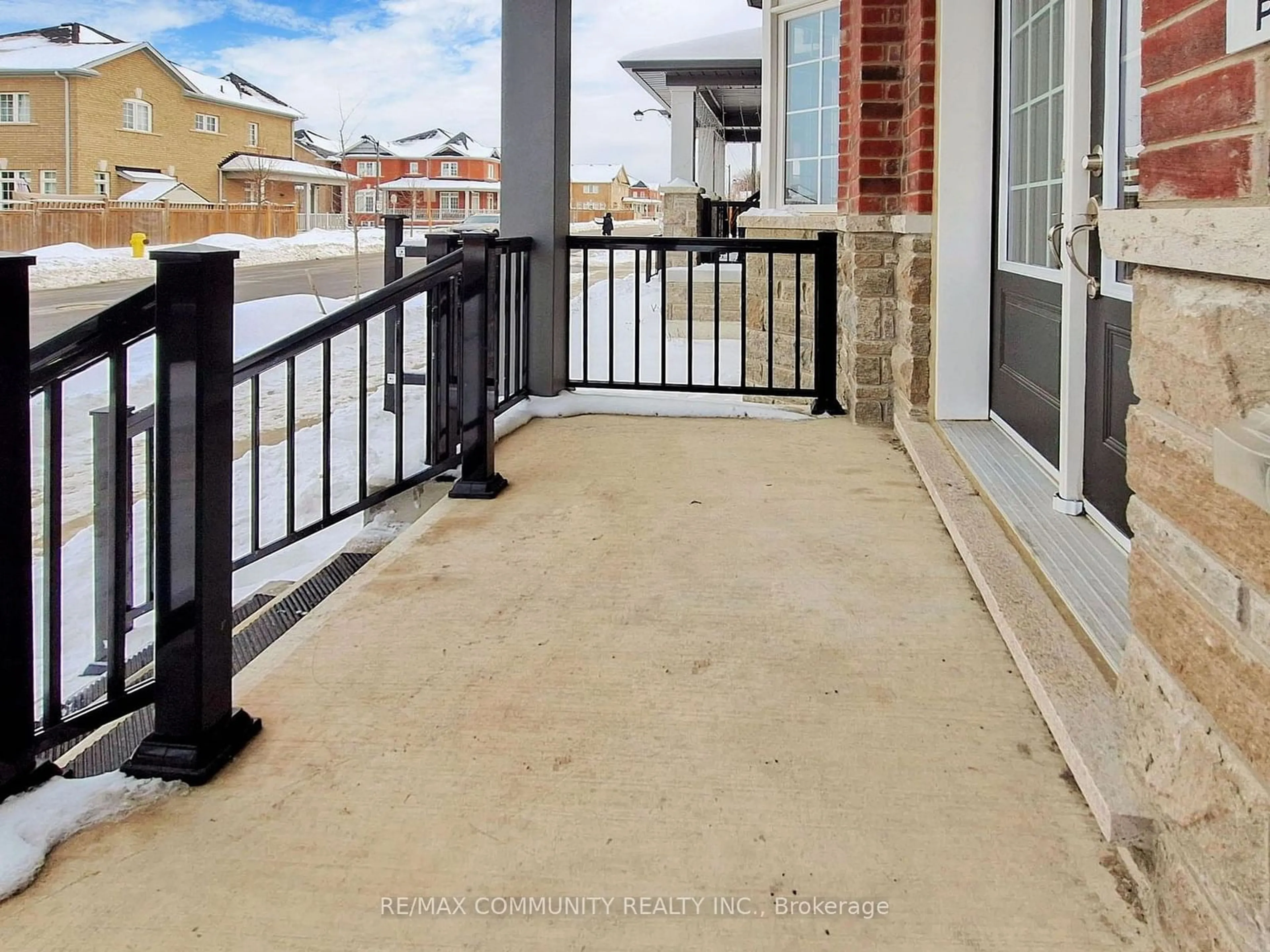 Patio, street for 168 Webb St, Markham Ontario L6B 0V5