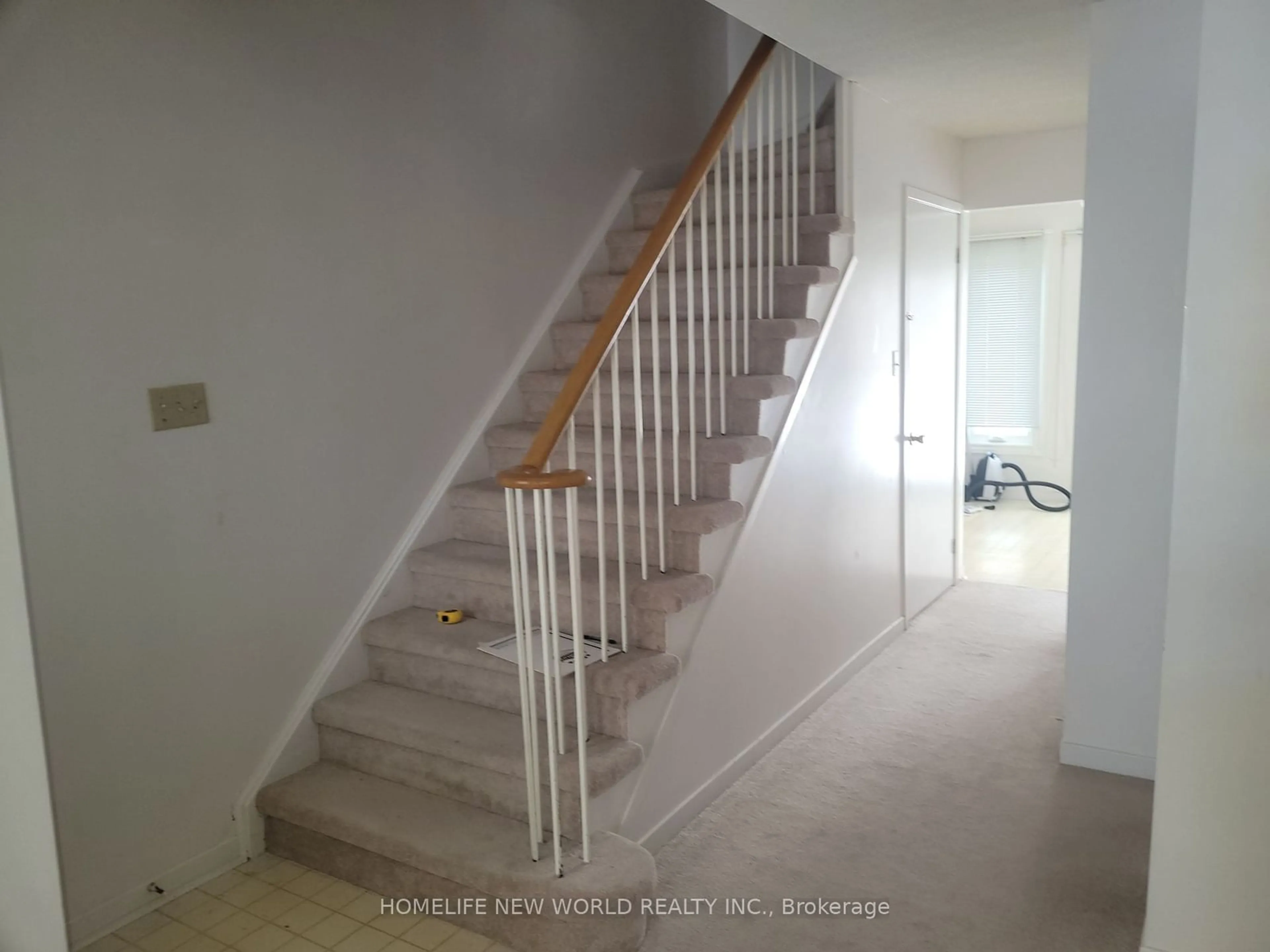 Stairs for 147 Gailcrest Circ, Vaughan Ontario L4J 5V9