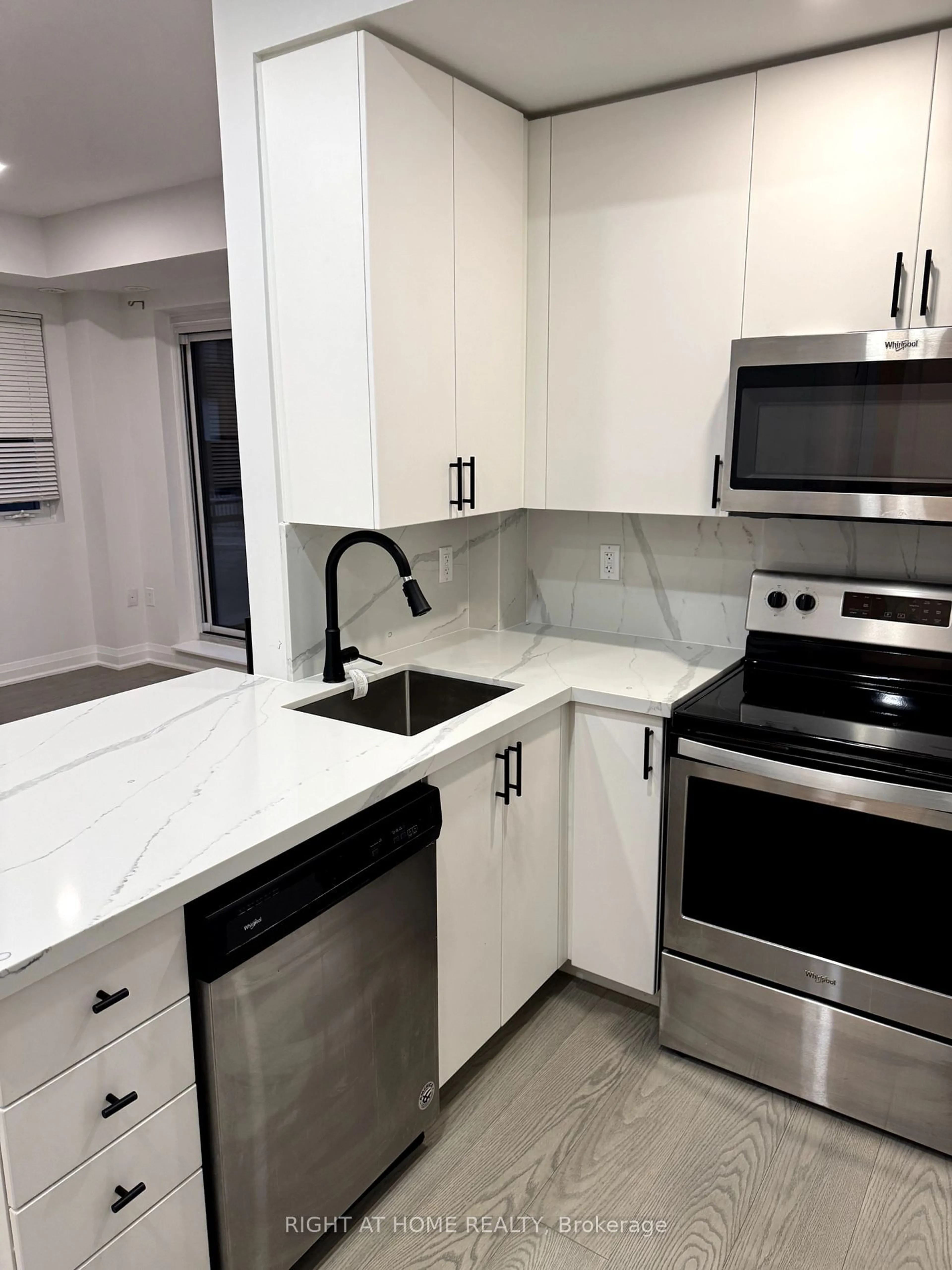 Standard kitchen, ceramic/tile floor for 5309 highway 7 #702, Vaughan Ontario L4L 1T3