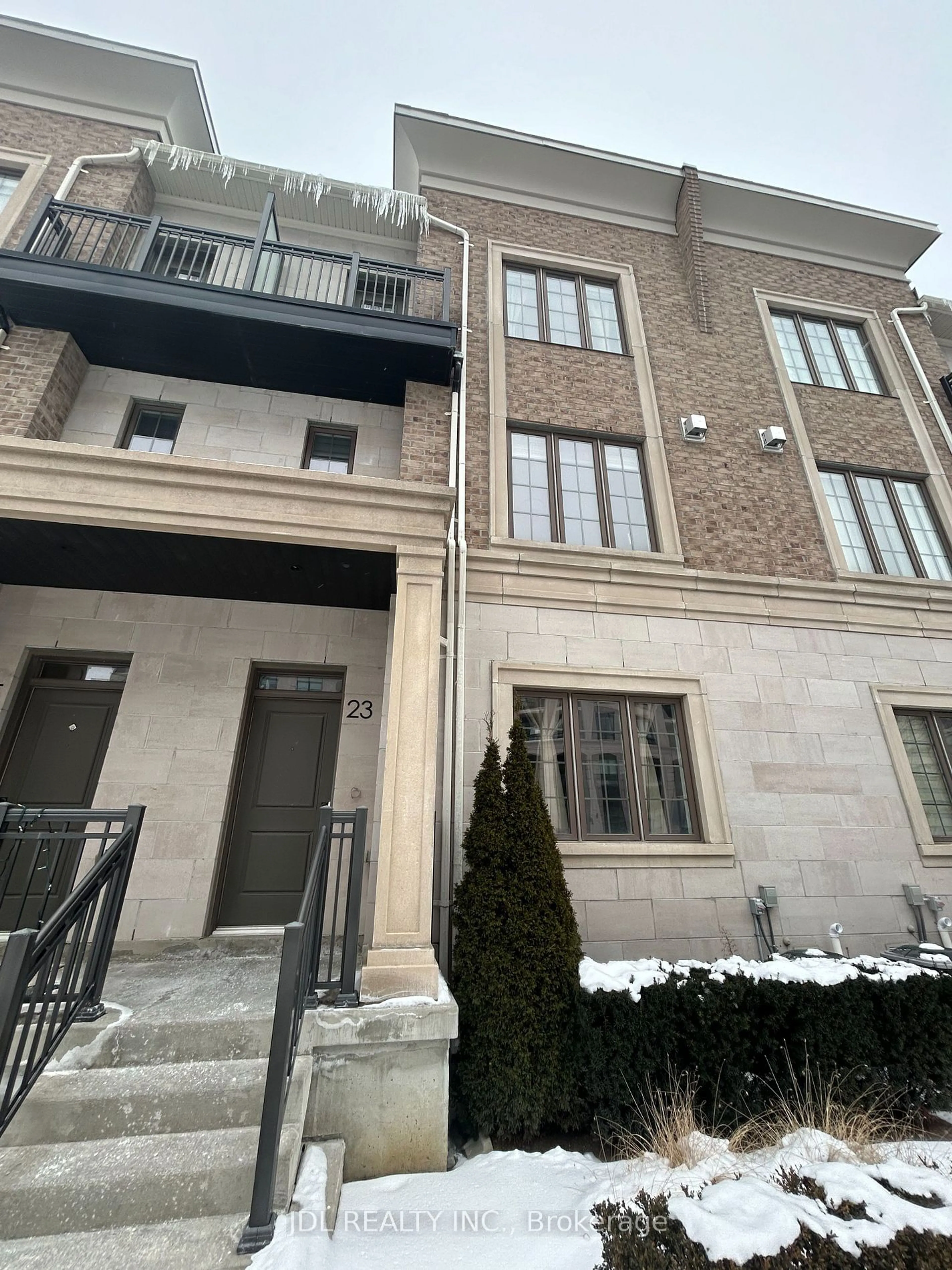 Home with brick exterior material, unknown for 23 Village Pkwy, Markham Ontario L3R 5R8