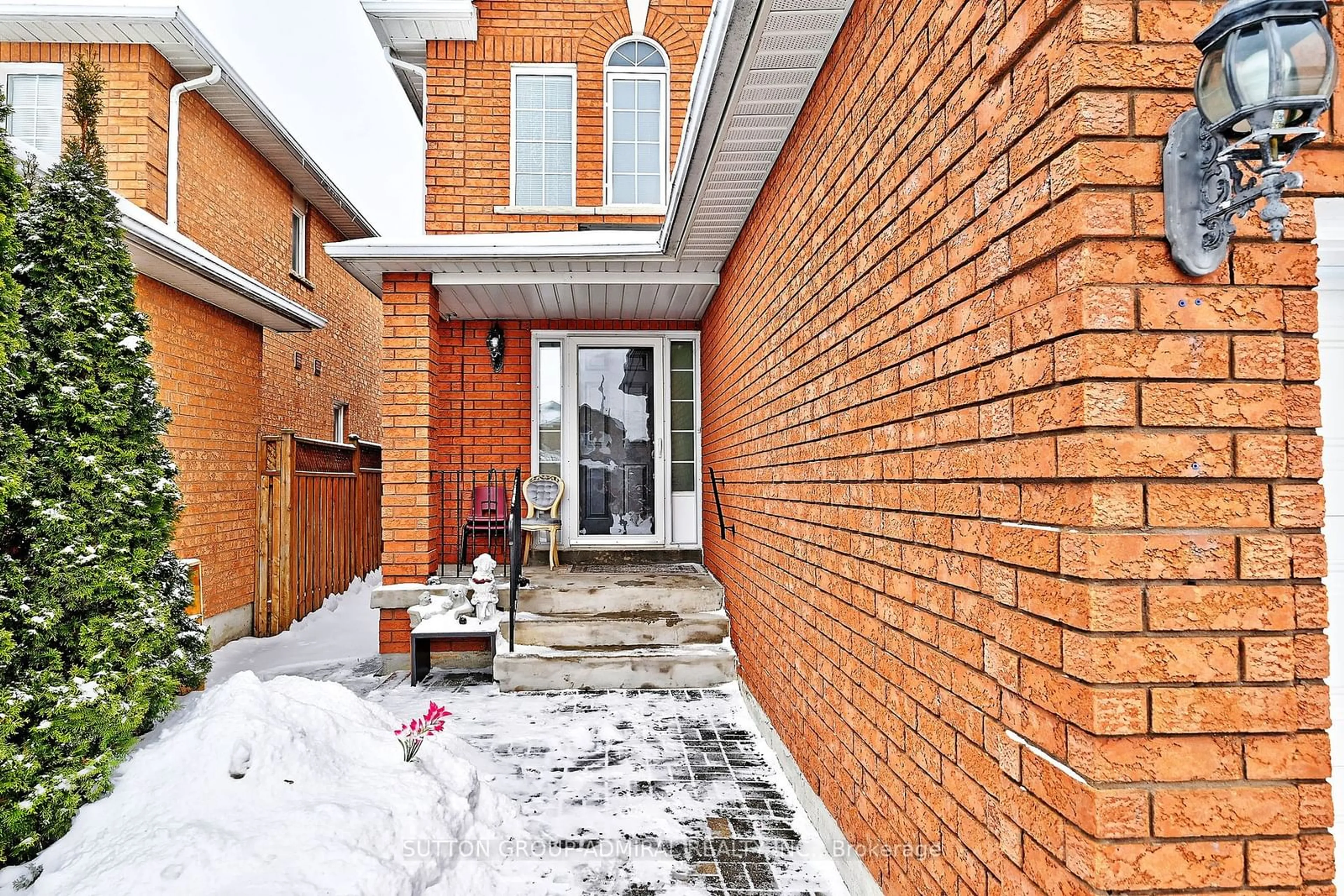 Home with brick exterior material, street for 152 Colombo Acre, Vaughan Ontario L6A 2T8