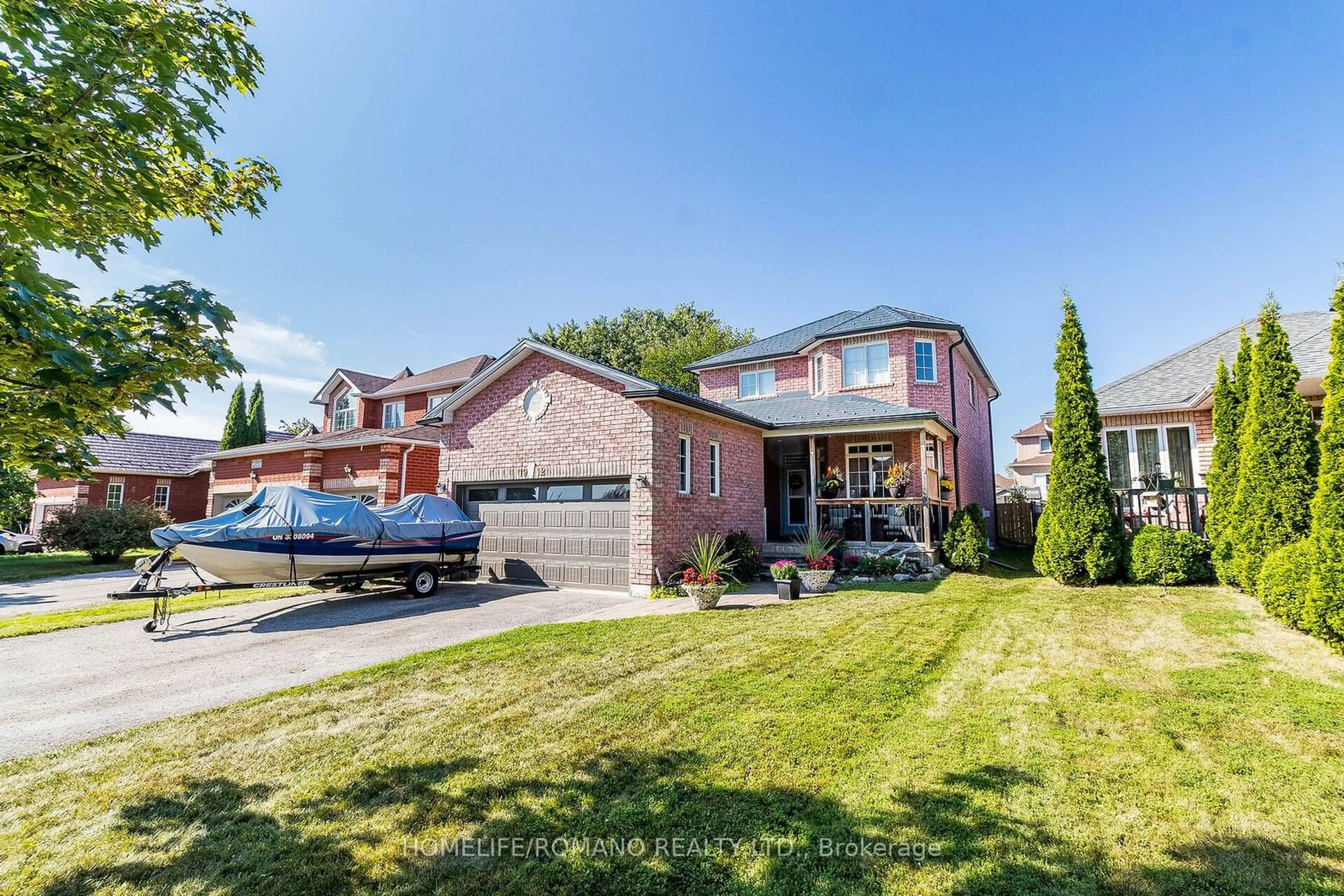 Home with brick exterior material, street for 1912 Mill St, Innisfil Ontario L9S 2A1