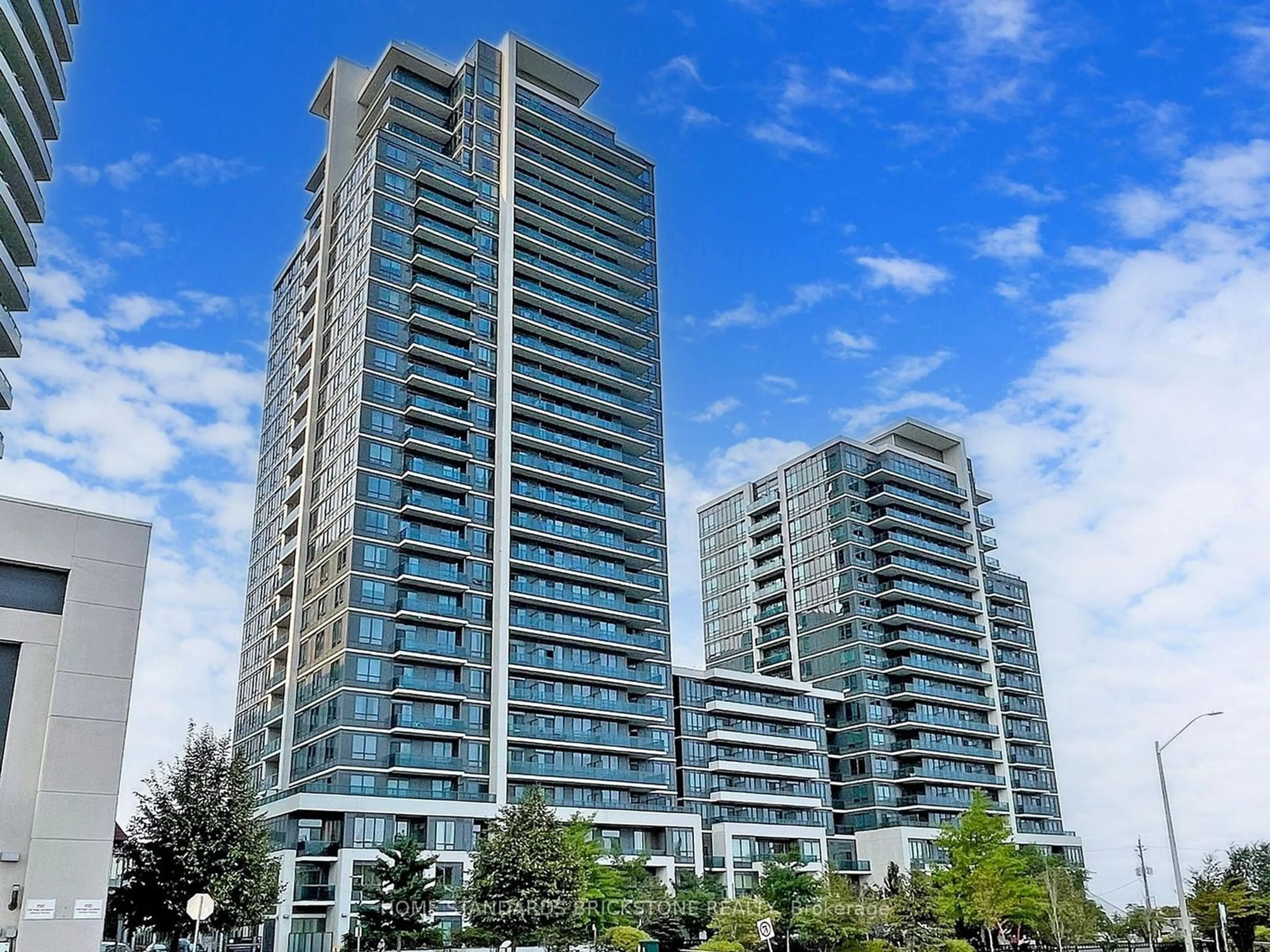 Unknown for 7167 Yonge St #712, Markham Ontario L3T 0E1