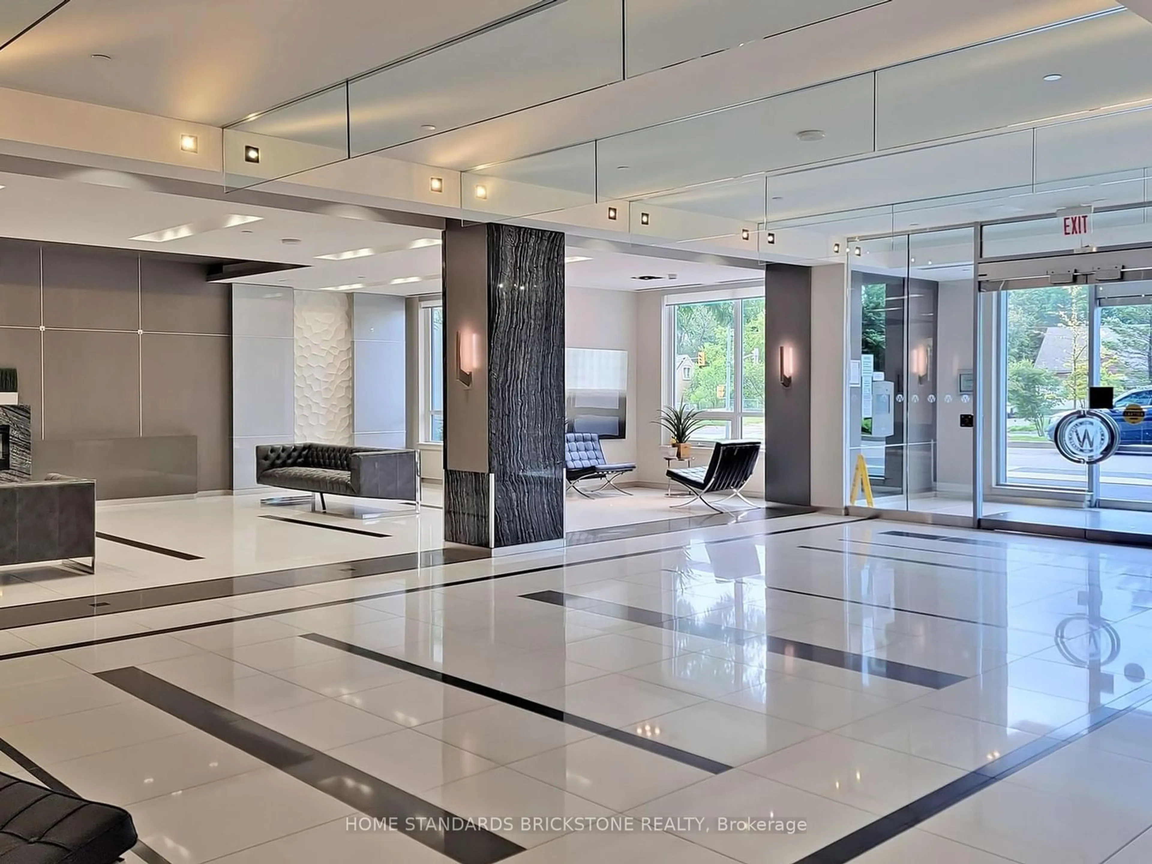 Lobby for 7167 Yonge St #712, Markham Ontario L3T 0E1