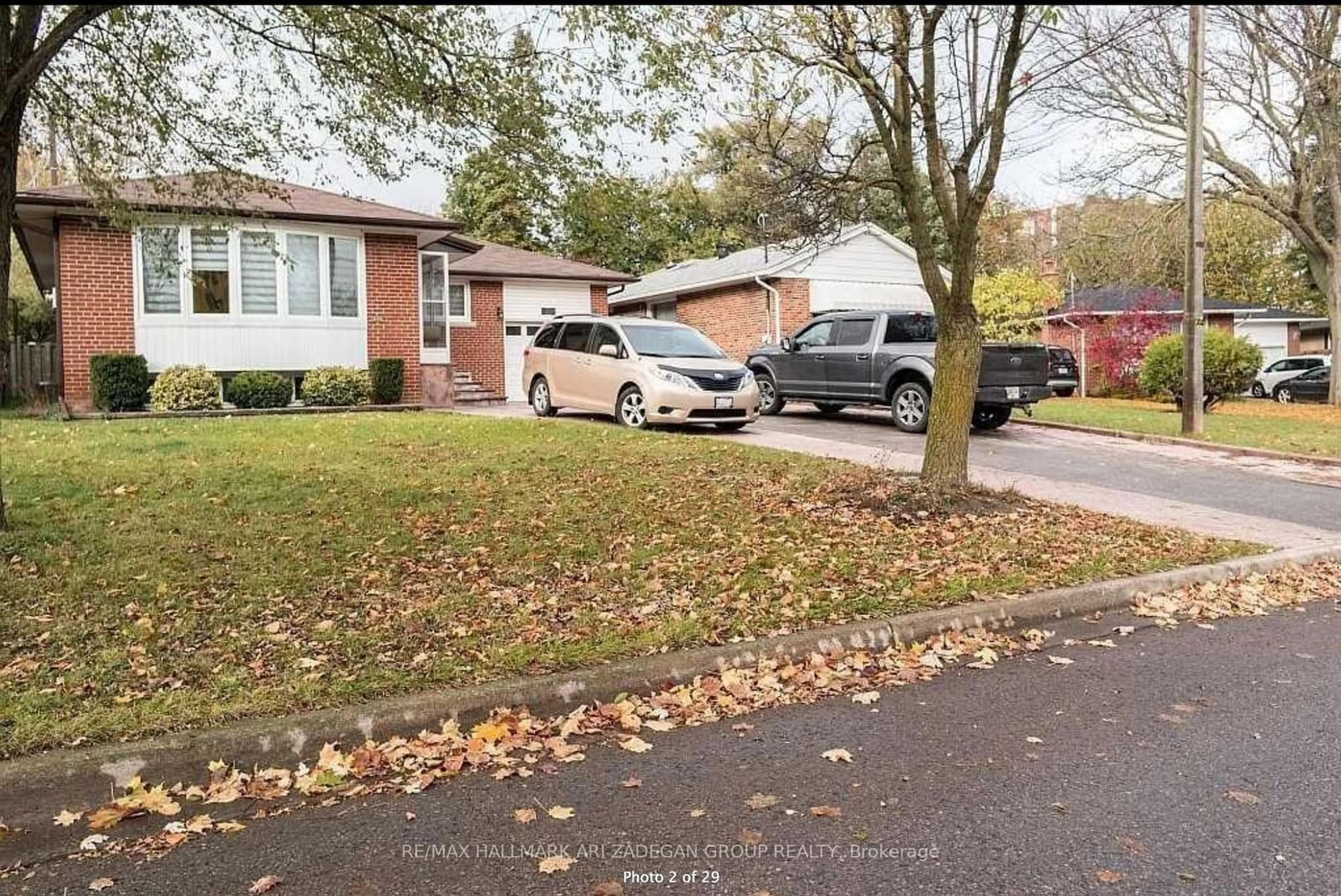 Unknown for 243 Harrygan Cres, Richmond Hill Ontario L4C 4J2