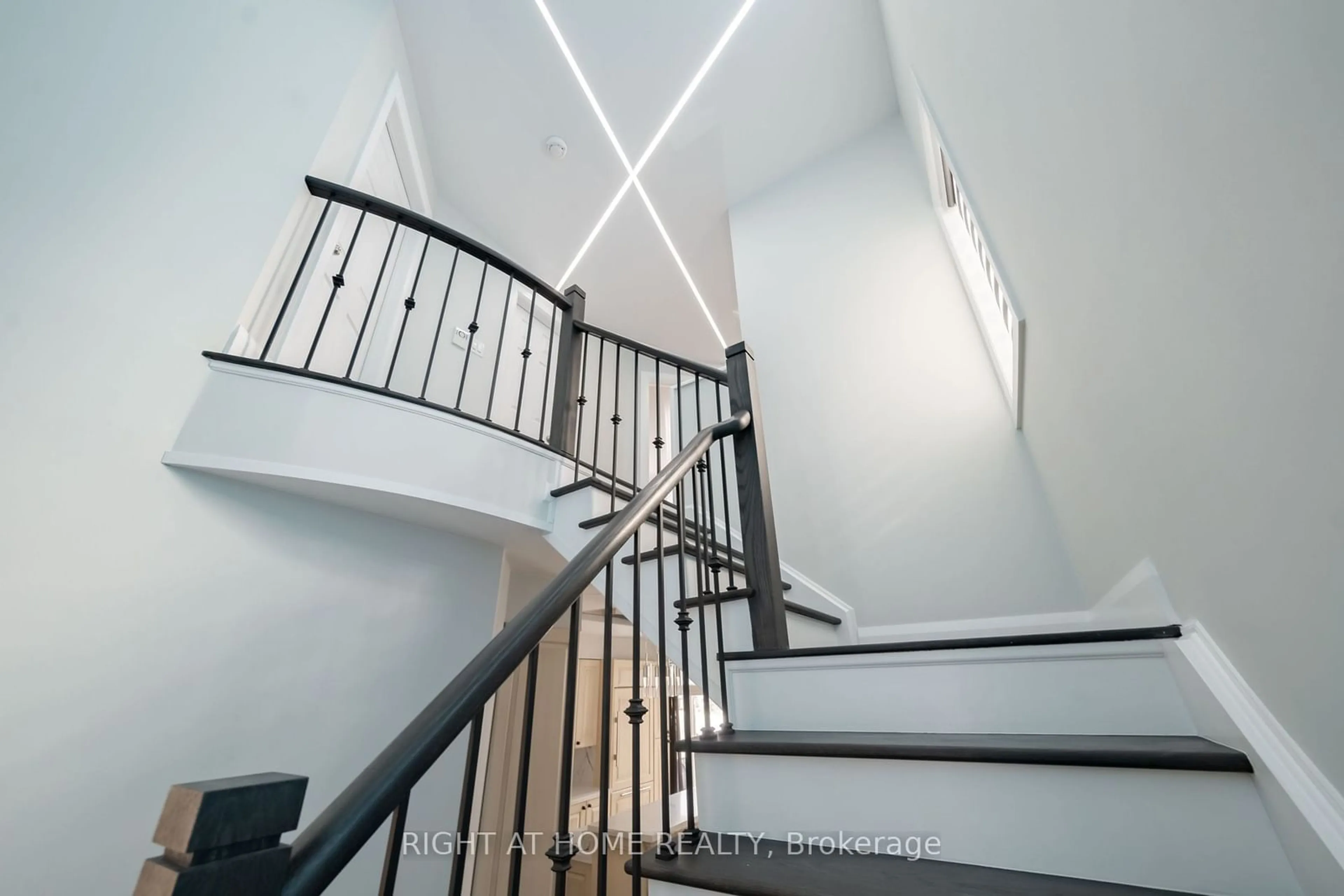 Stairs for 243 Terra Rd, Vaughan Ontario L4L 3J4