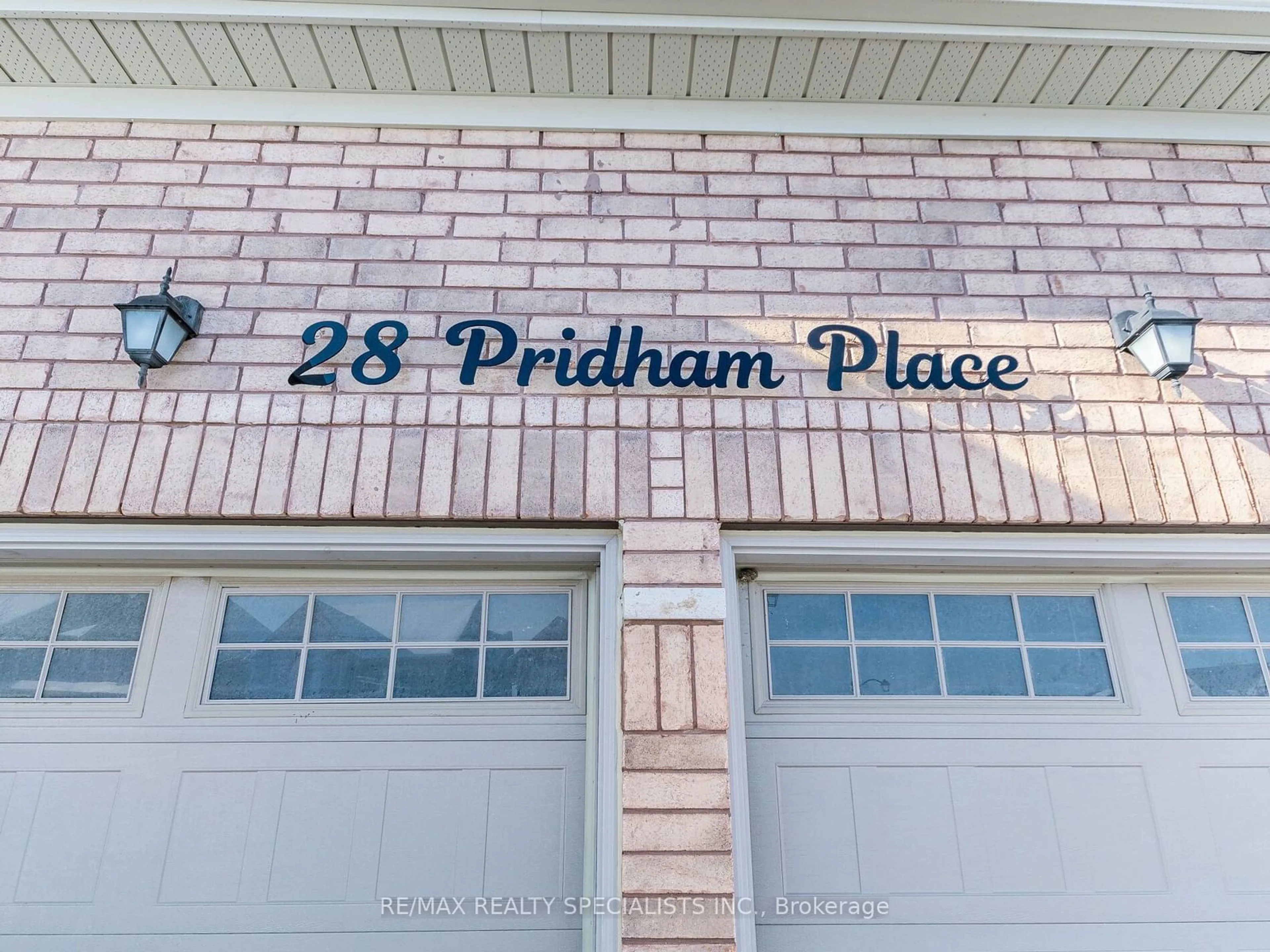 Home with brick exterior material, street for 28 Pridham Pl, New Tecumseth Ontario L0G 1W0