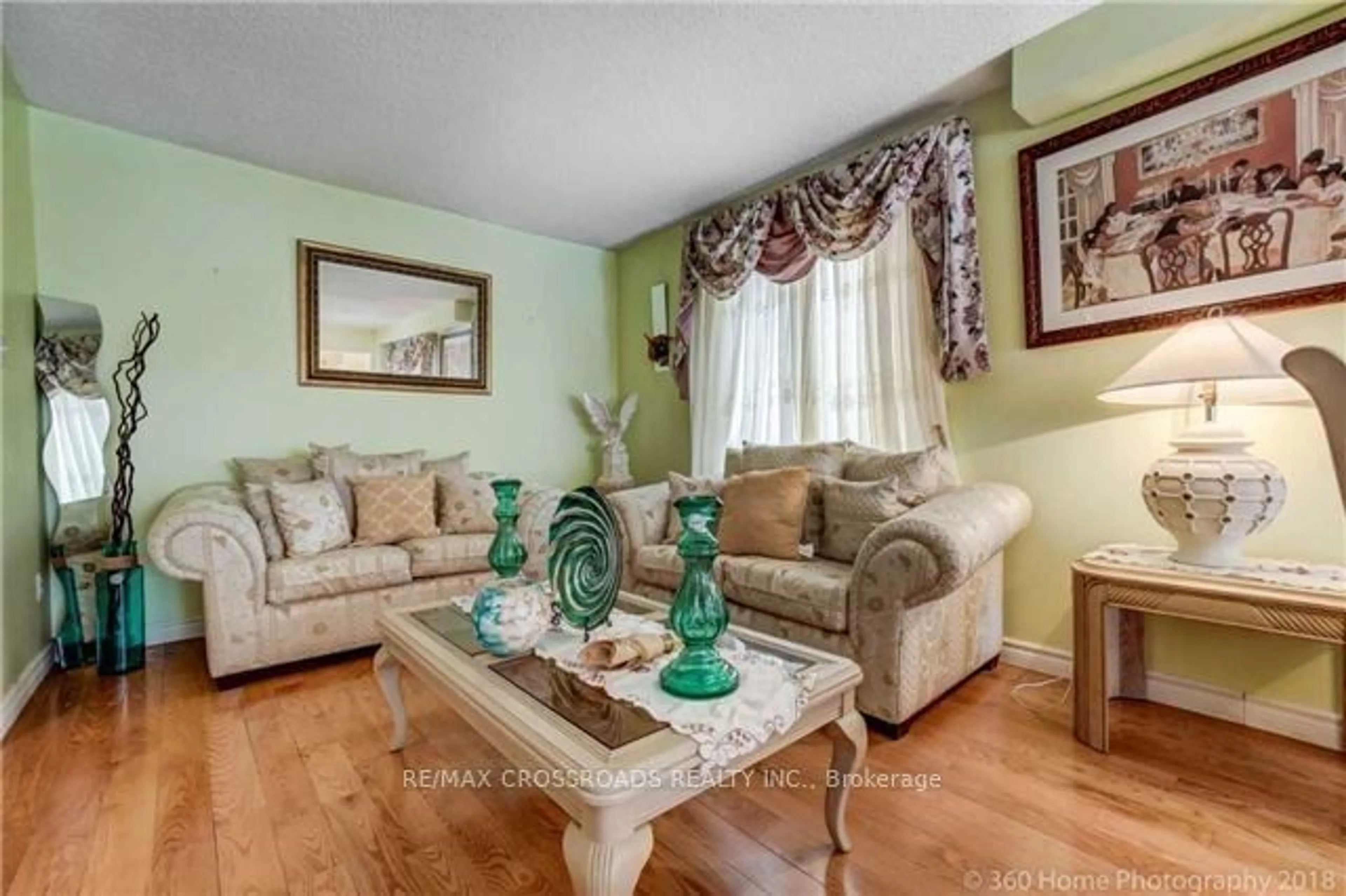 Living room with furniture, unknown for 29 Billingsley Cres, Markham Ontario L3S 4P2