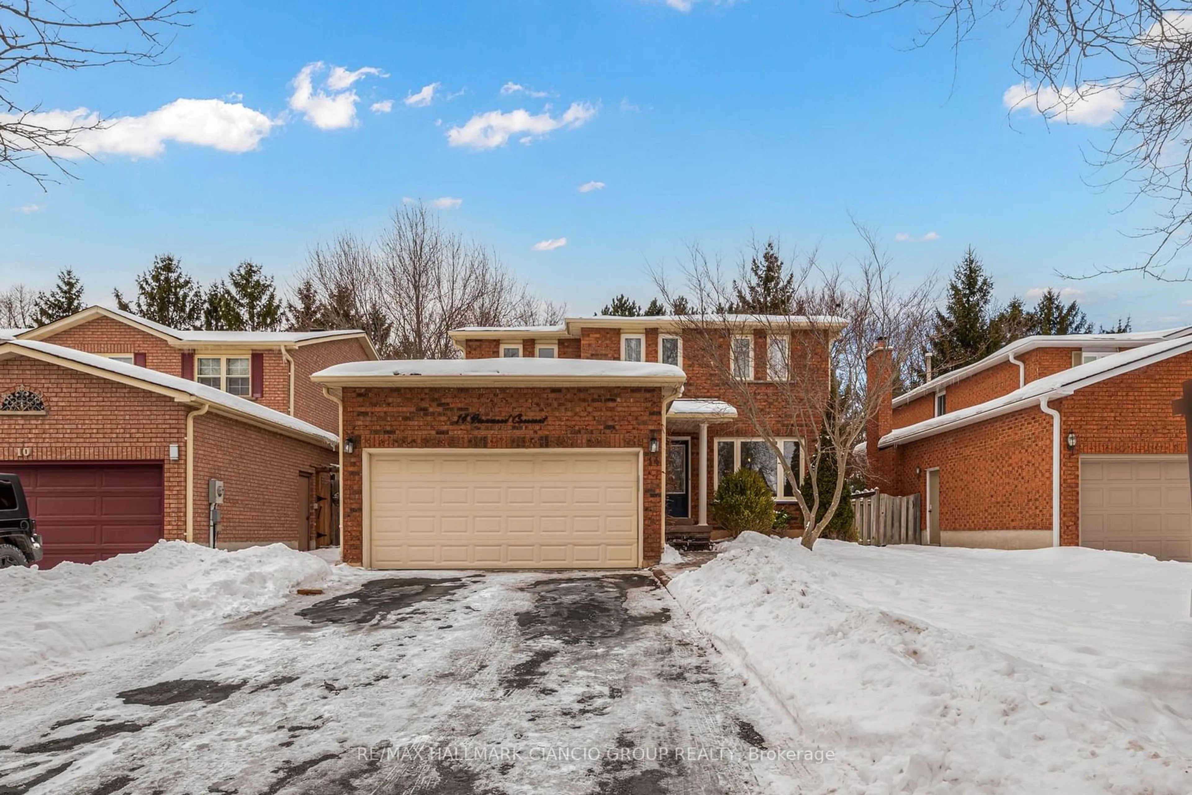 Unknown for 14 Ironwood Cres, Whitchurch-Stouffville Ontario L4A 5S7