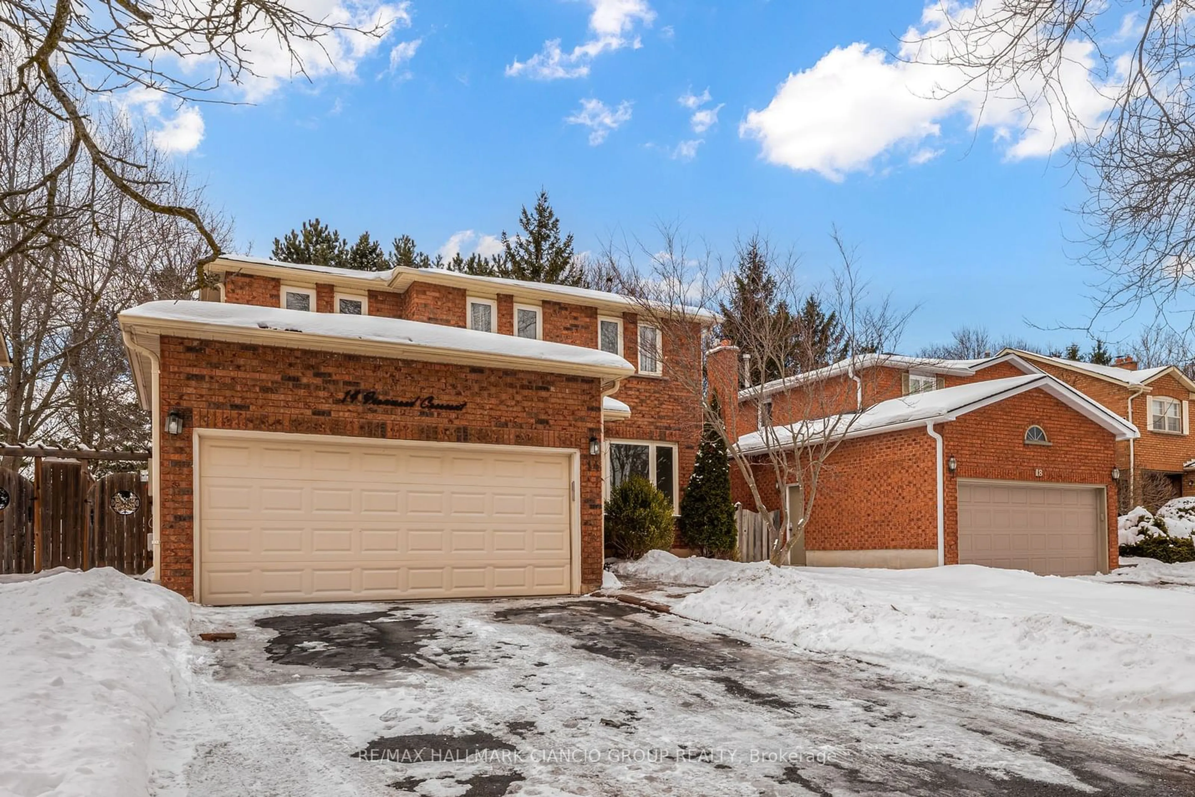 Unknown for 14 Ironwood Cres, Whitchurch-Stouffville Ontario L4A 5S7