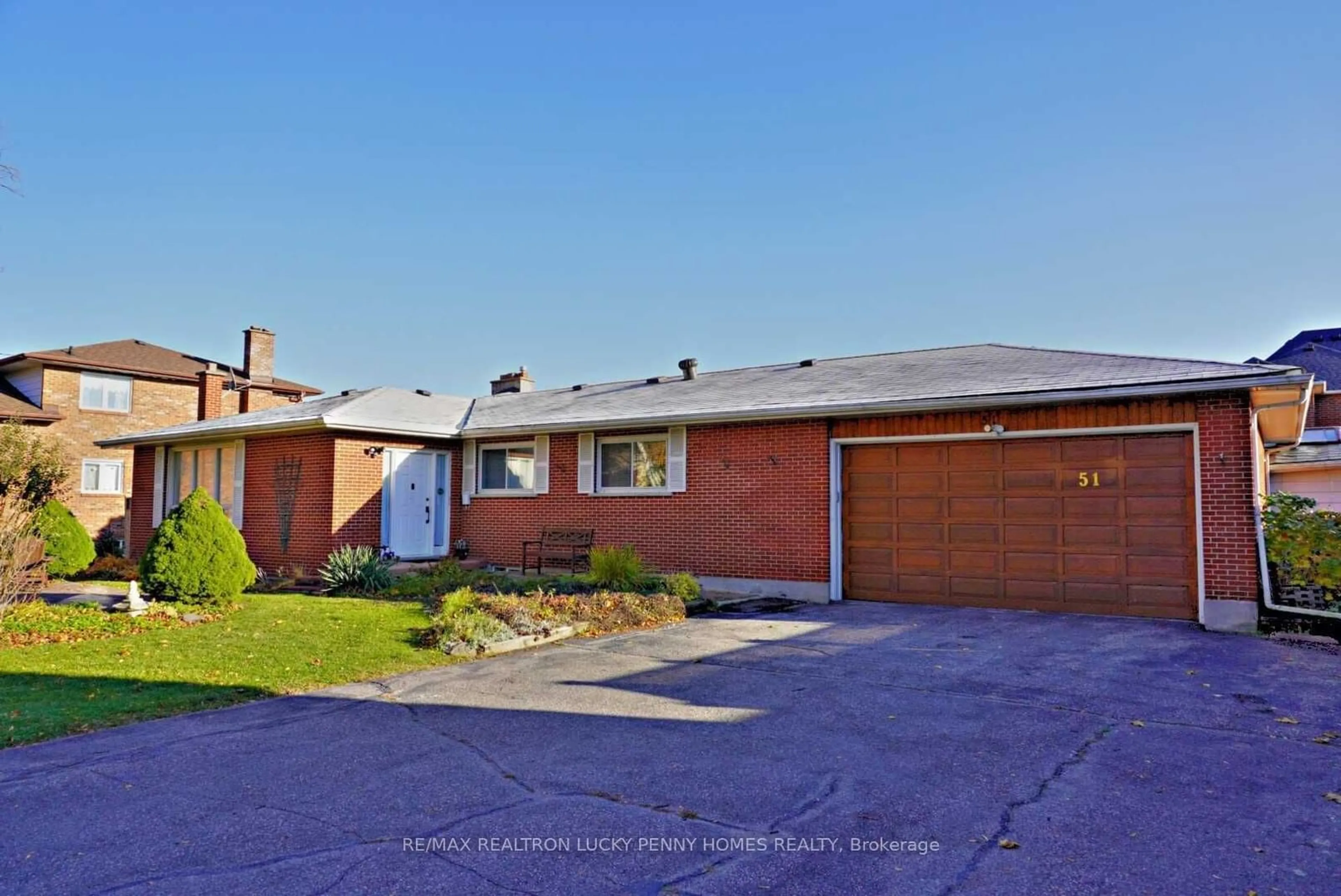 Home with brick exterior material, street for 51 Bond Cres, Richmond Hill Ontario L4E 3K5