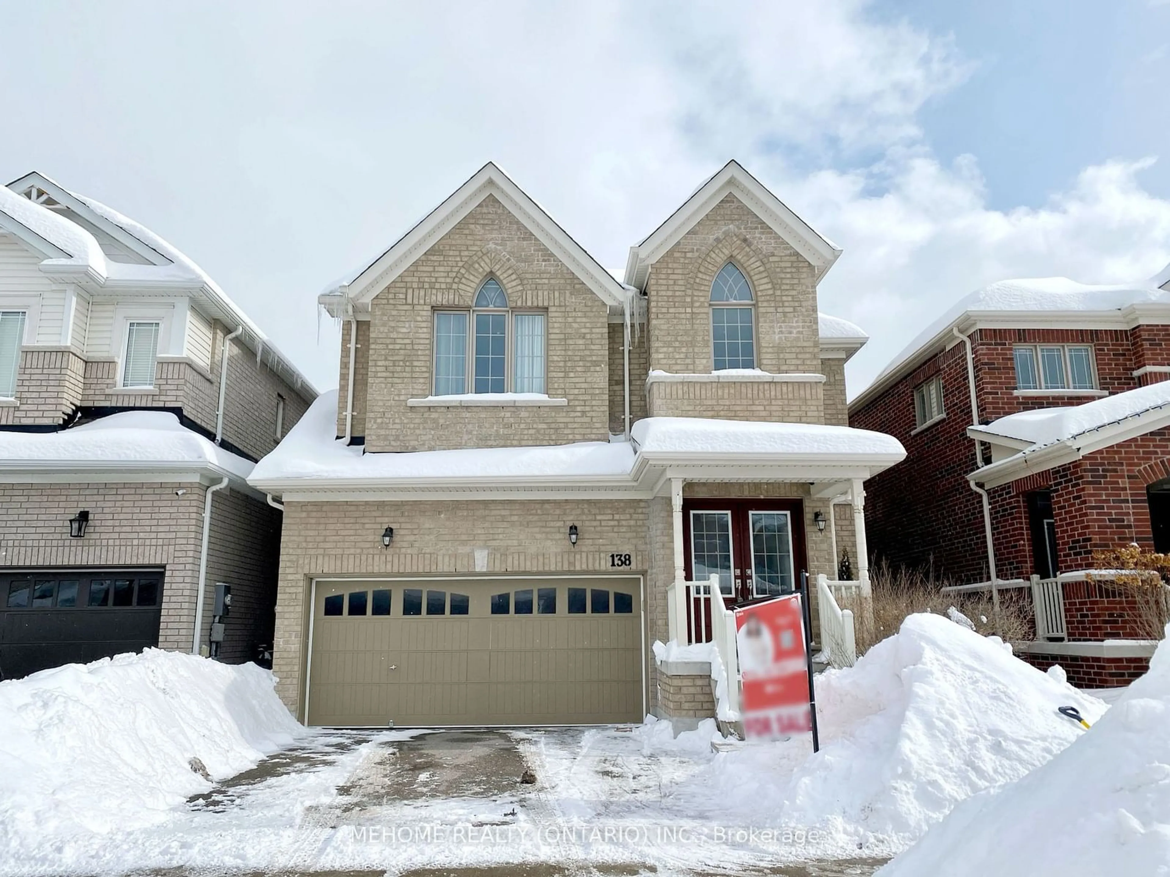 Home with brick exterior material, street for 138 Romanelli Cres, Bradford West Gwillimbury Ontario L3Z 0X7