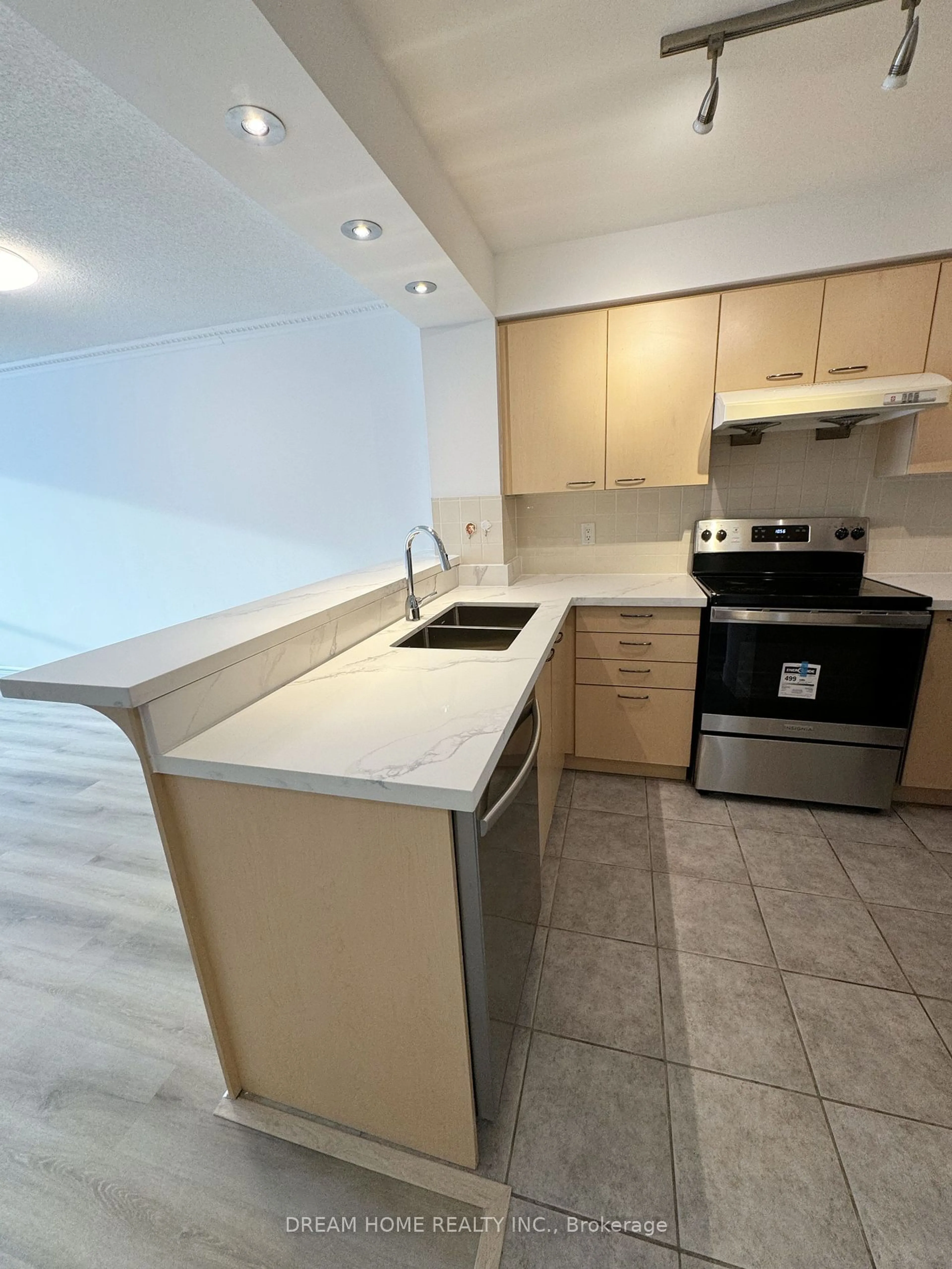 Standard kitchen, unknown for 48 Suncrest Blvd #507, Markham Ontario L3T 7Y5