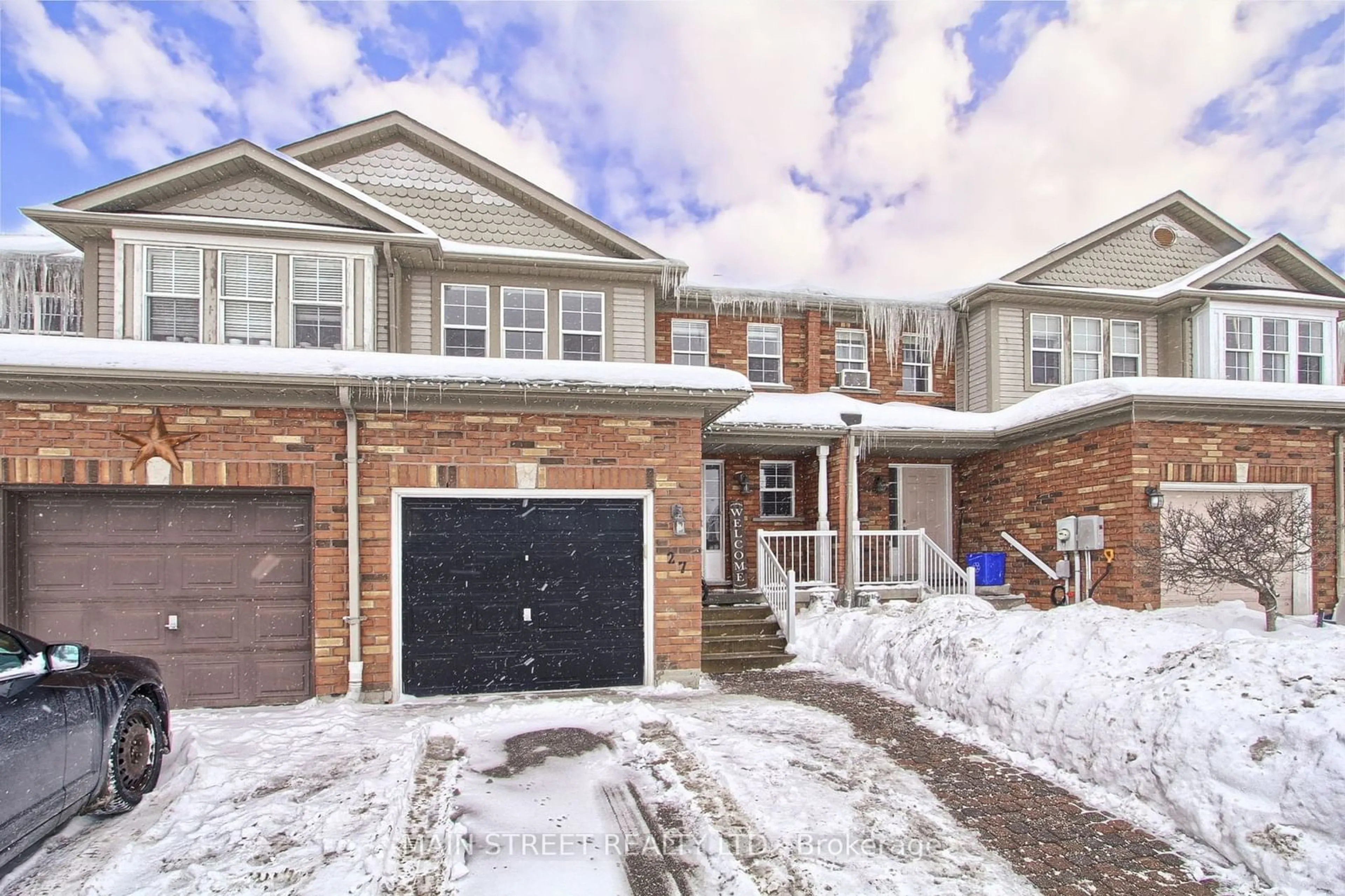 Home with brick exterior material, street for 27 Crittenden Dr, Georgina Ontario L4P 4E7