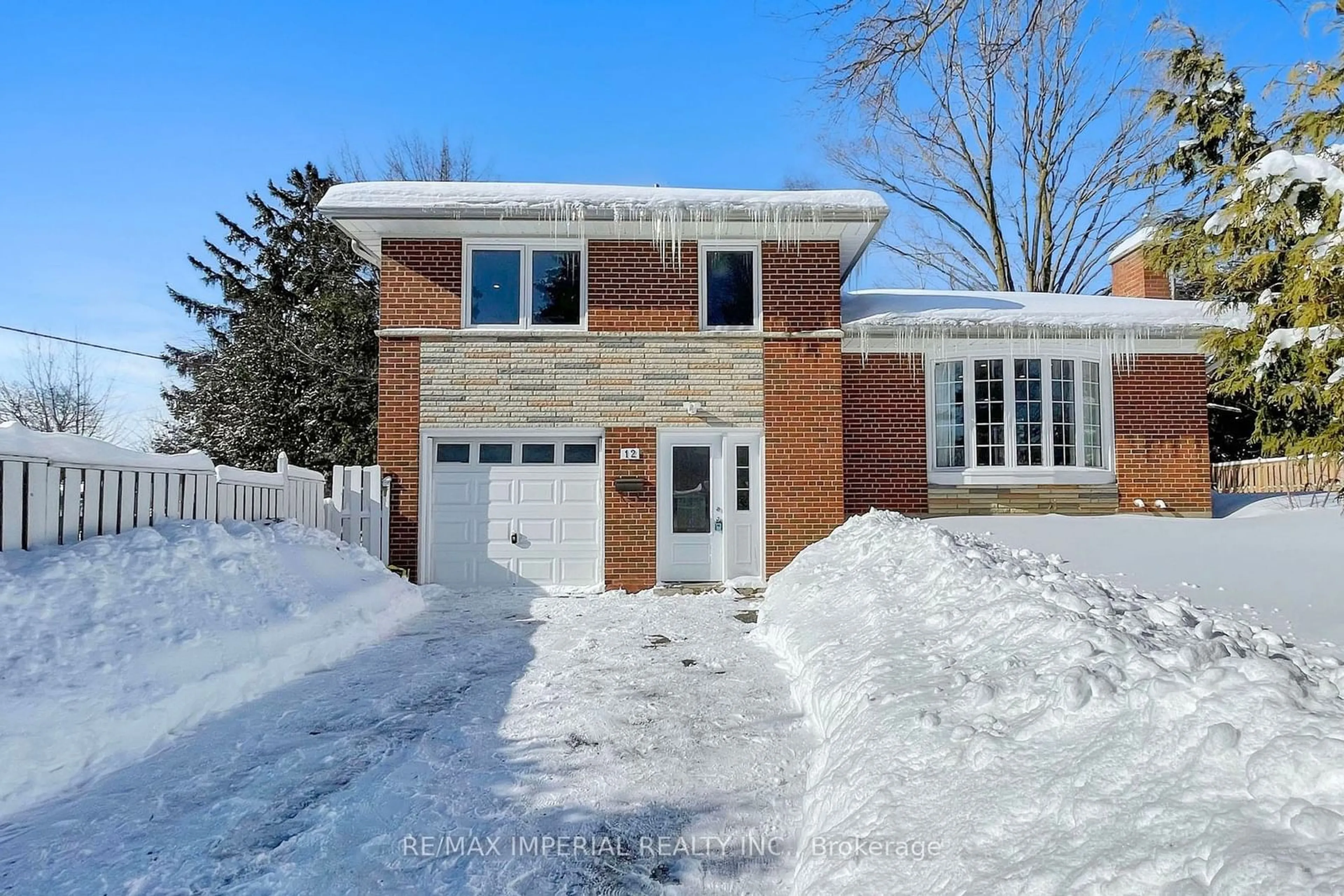 Home with brick exterior material, street for 12 Sherwood Forest Dr, Markham Ontario L3P 1P7