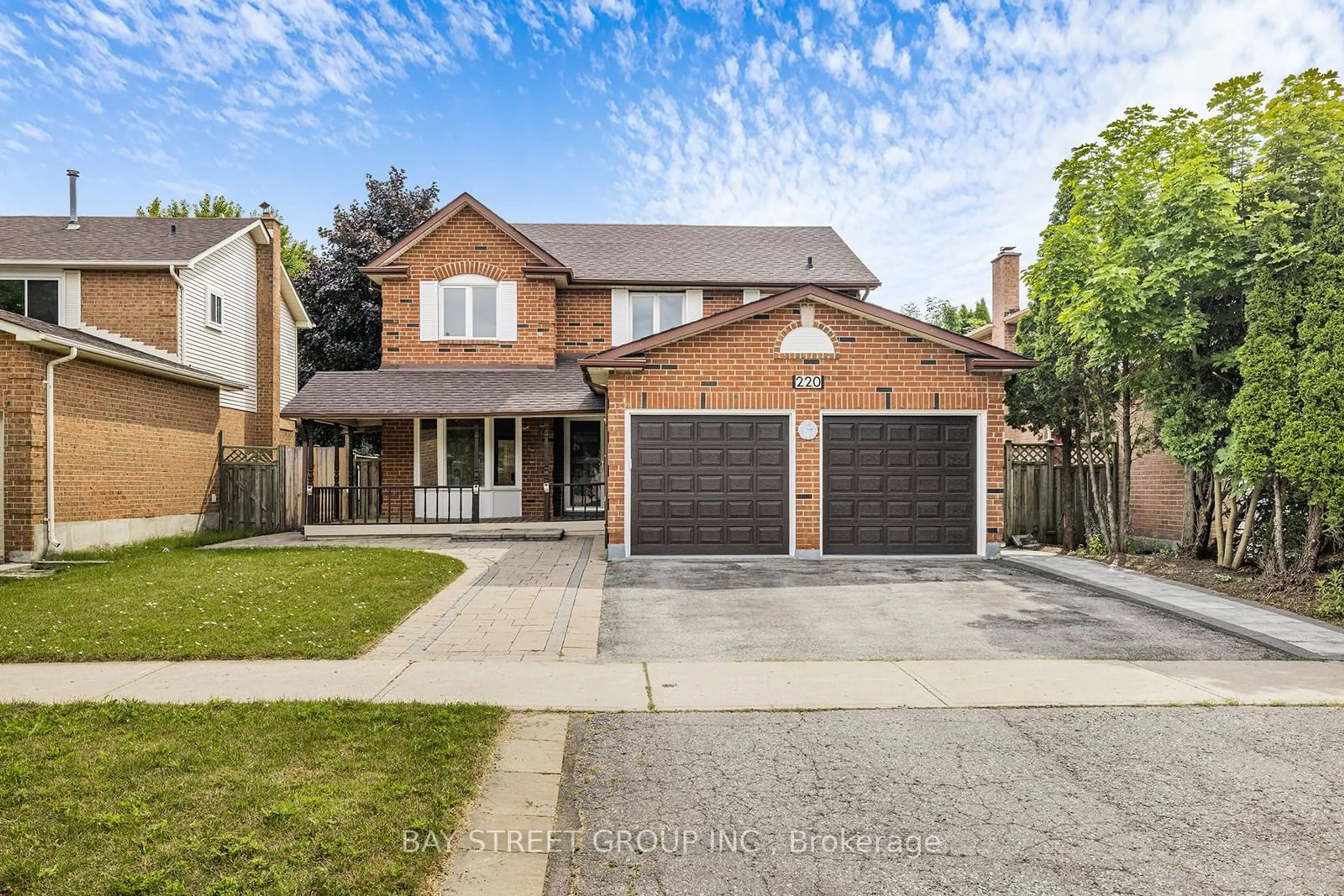 Home with brick exterior material, street for 220 Larkin Ave, Markham Ontario L3P 4Z3