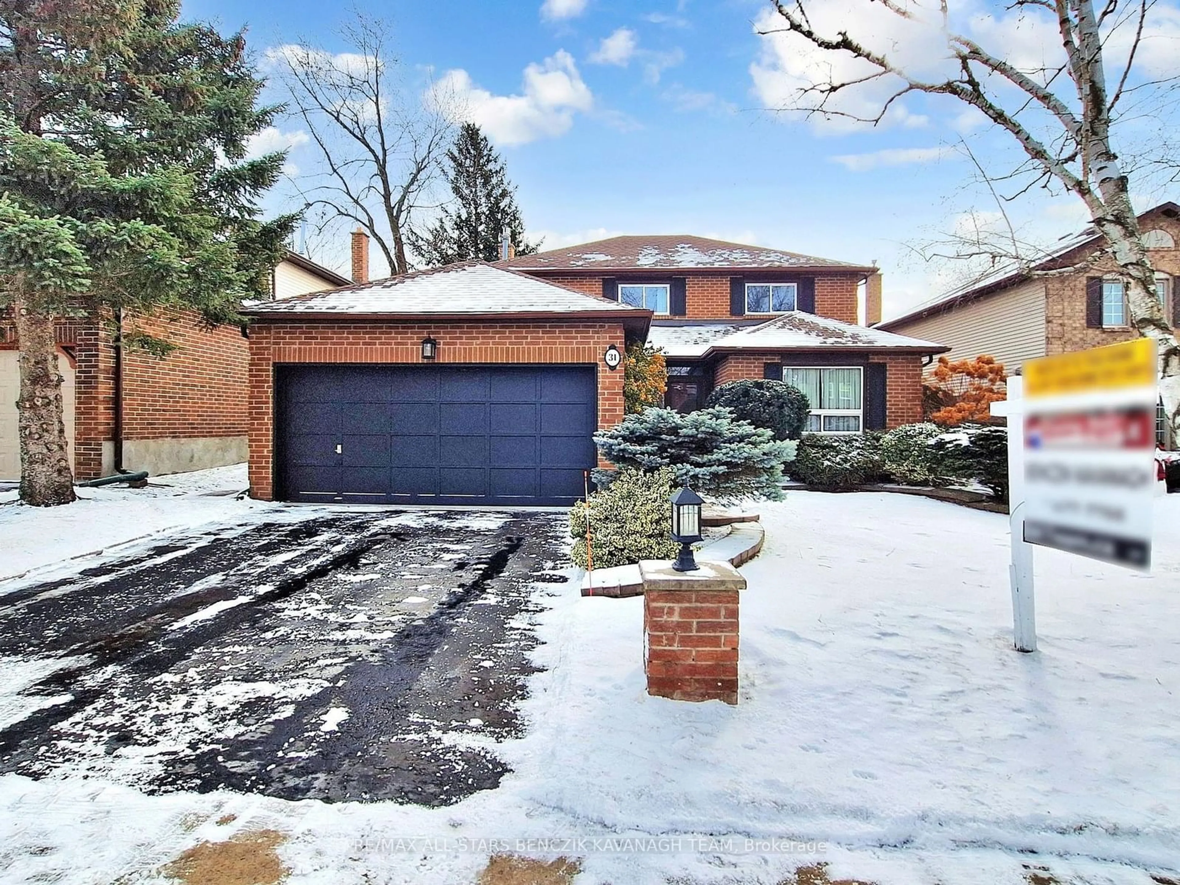 Home with brick exterior material, street for 31 Larkin Ave, Markham Ontario L3P 4P9