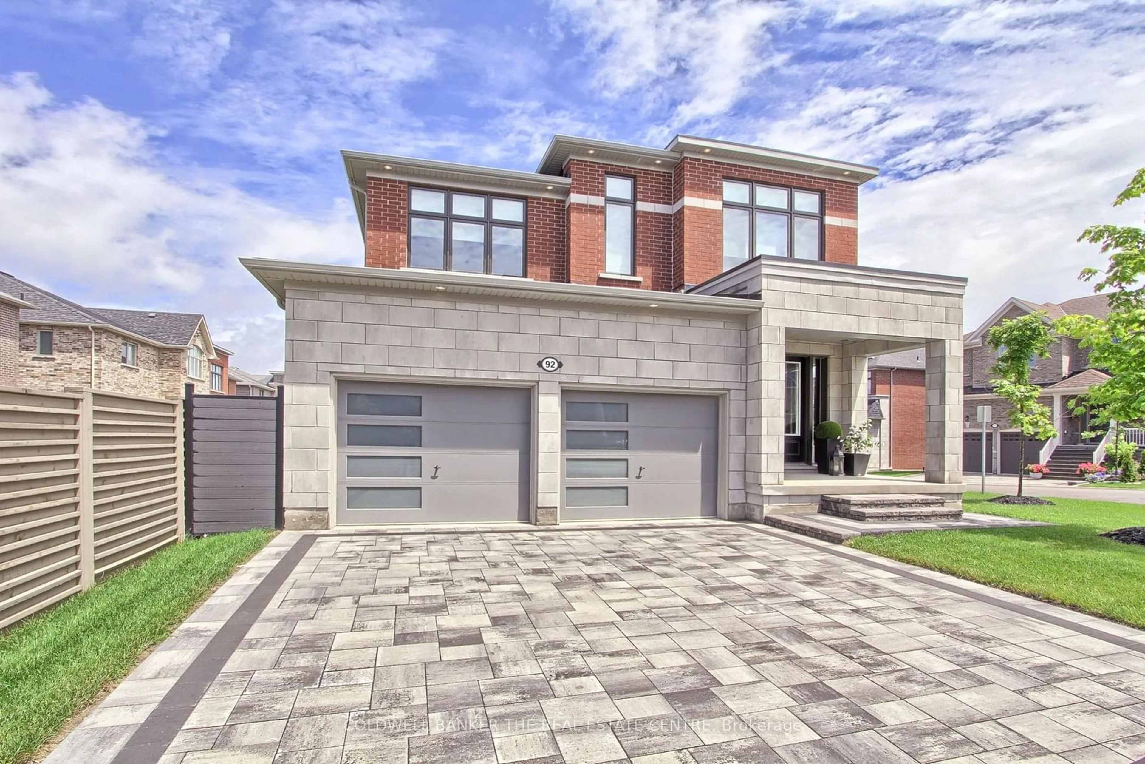 Home with brick exterior material, street for 92 Maple Fields Circ, Aurora Ontario L4G 0P5