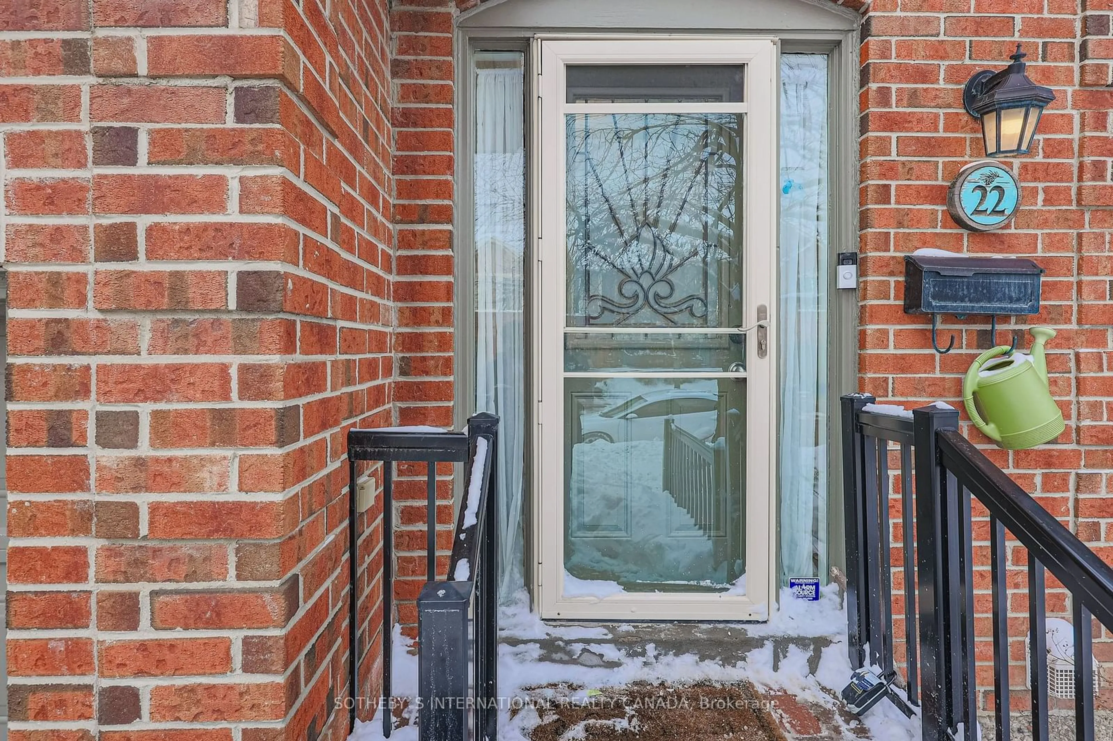 Indoor entryway for 22 Beaumont Pl ##62, Vaughan Ontario L4J 4X2