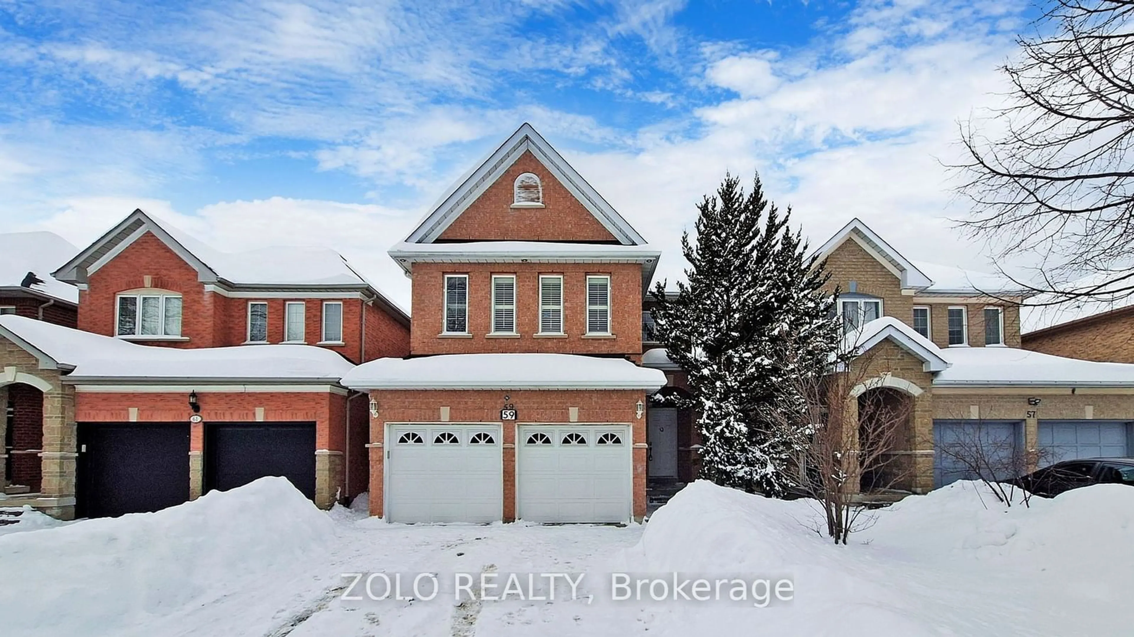 A pic from outside/outdoor area/front of a property/back of a property/a pic from drone, unknown for 59 Jordanray Blvd, Newmarket Ontario L3X 2P9