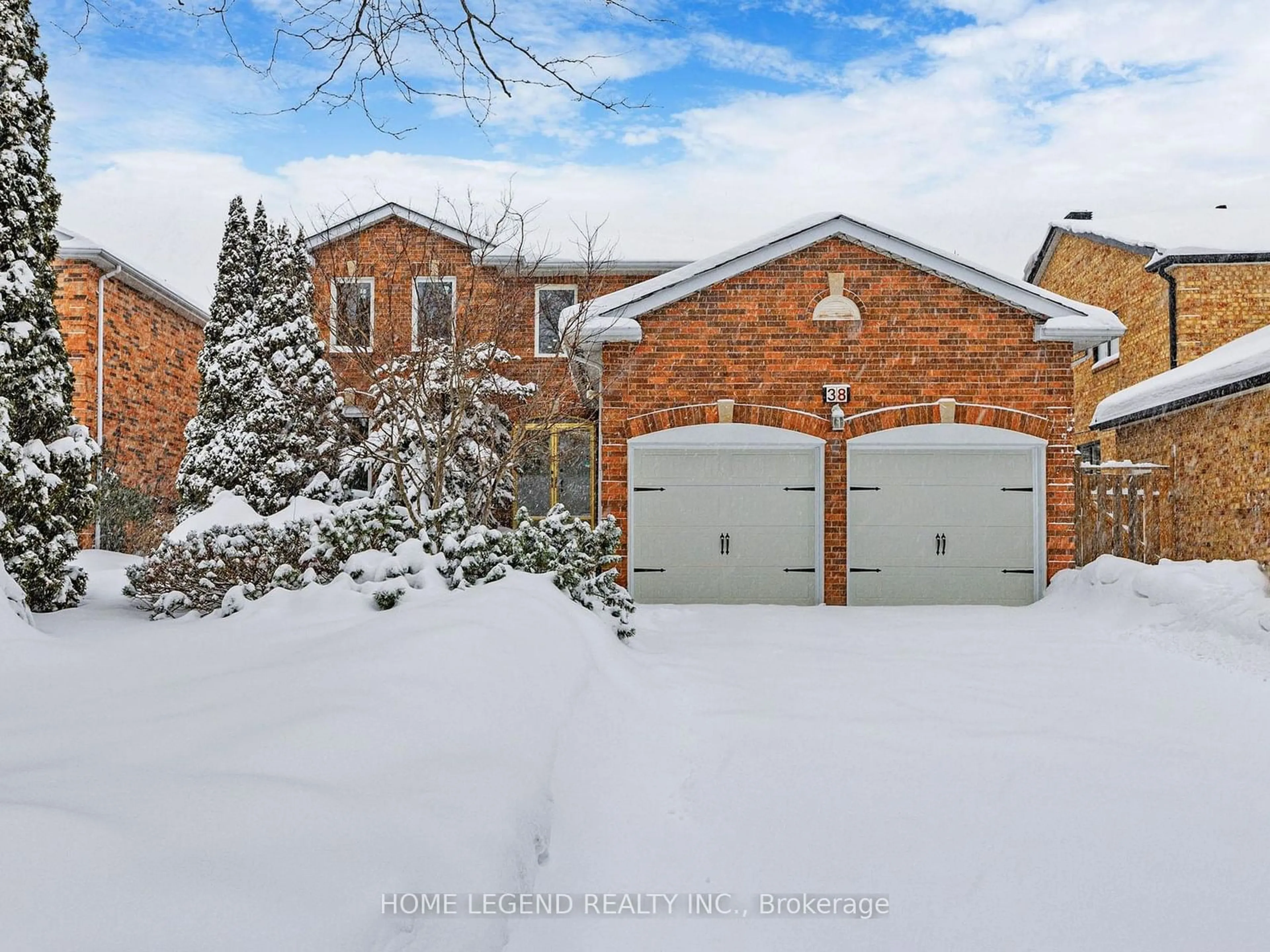 Unknown for 38 Lancashire Rd, Markham Ontario L3R 8K1