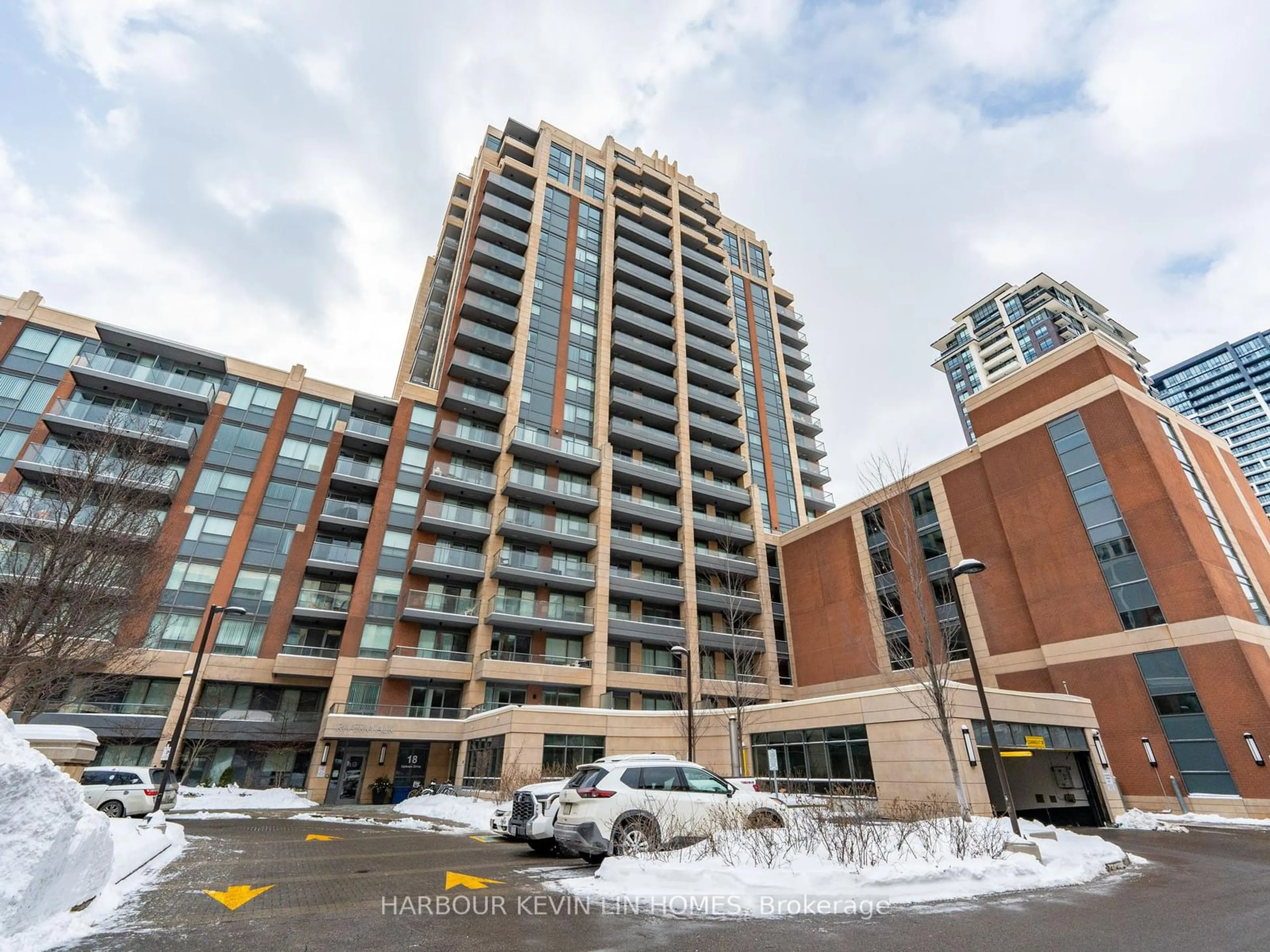 Indoor foyer for 18 Uptown Dr #1910, Markham Ontario L3R 5M5