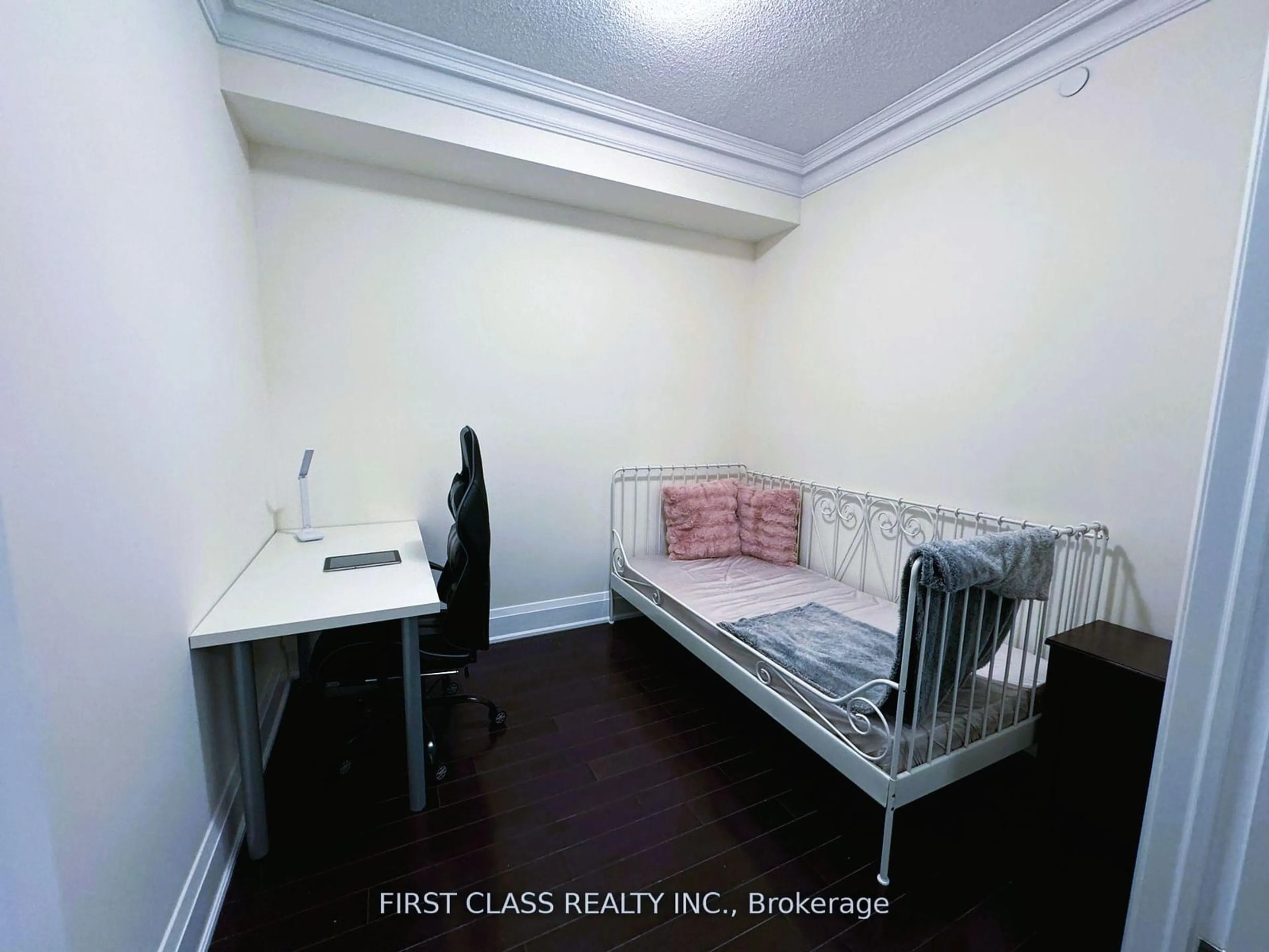 A pic of a room for 8228 Birchmount Rd #RG20, Markham Ontario L3R 1A6