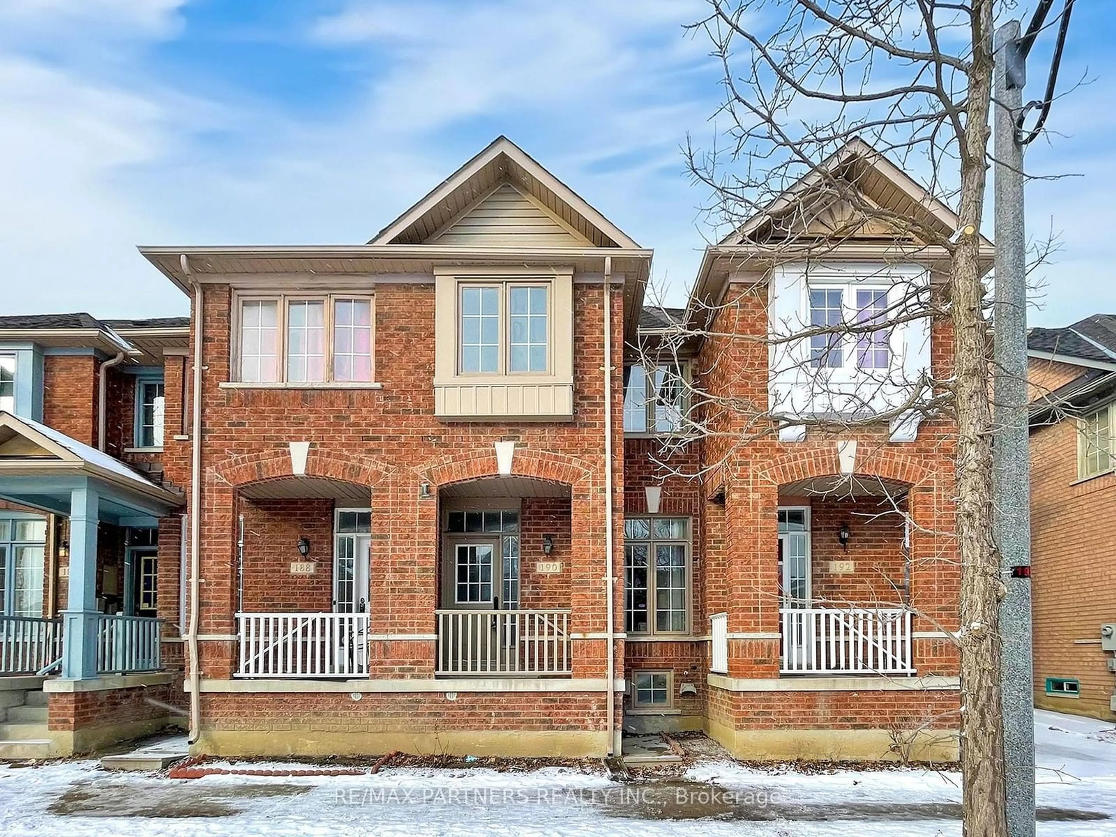 Home with brick exterior material, street for 190 Bur Oak Ave, Markham Ontario L6C 2M1