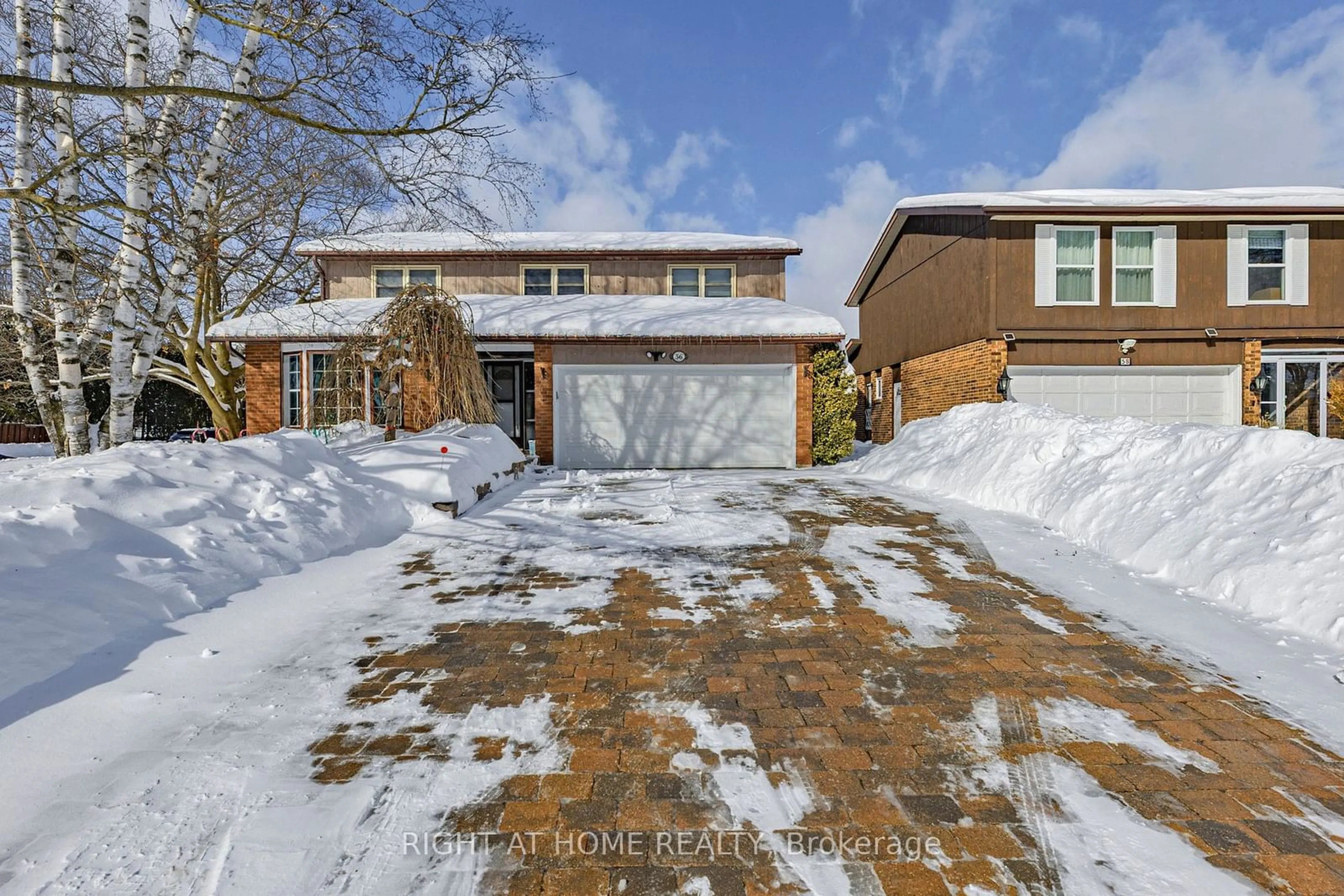 A pic from outside/outdoor area/front of a property/back of a property/a pic from drone, street for 56 Carlton Rd, Markham Ontario L3R 1Z6