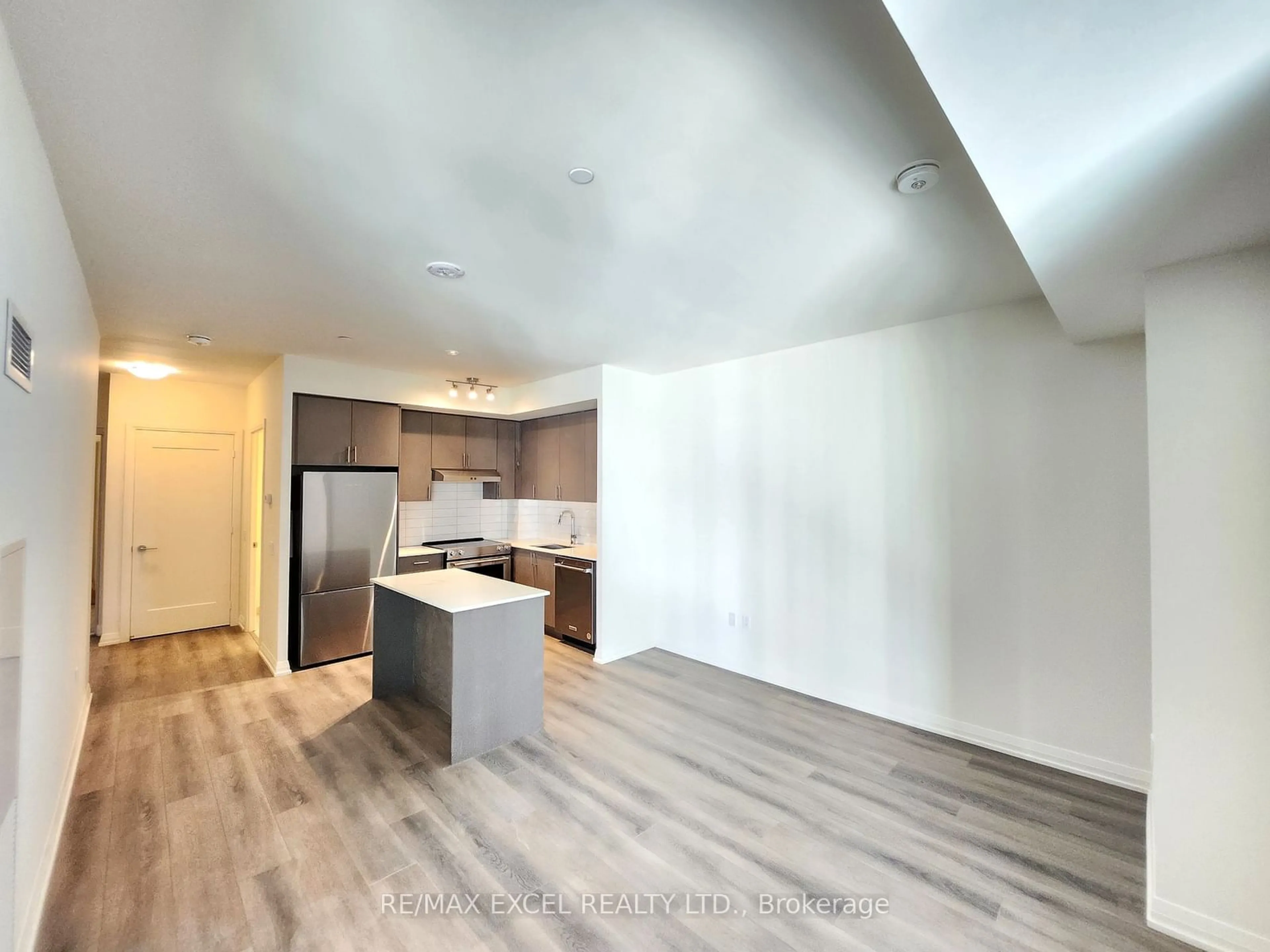 Open concept kitchen, unknown for 9000 Jane St #618, Vaughan Ontario L4K 0M6