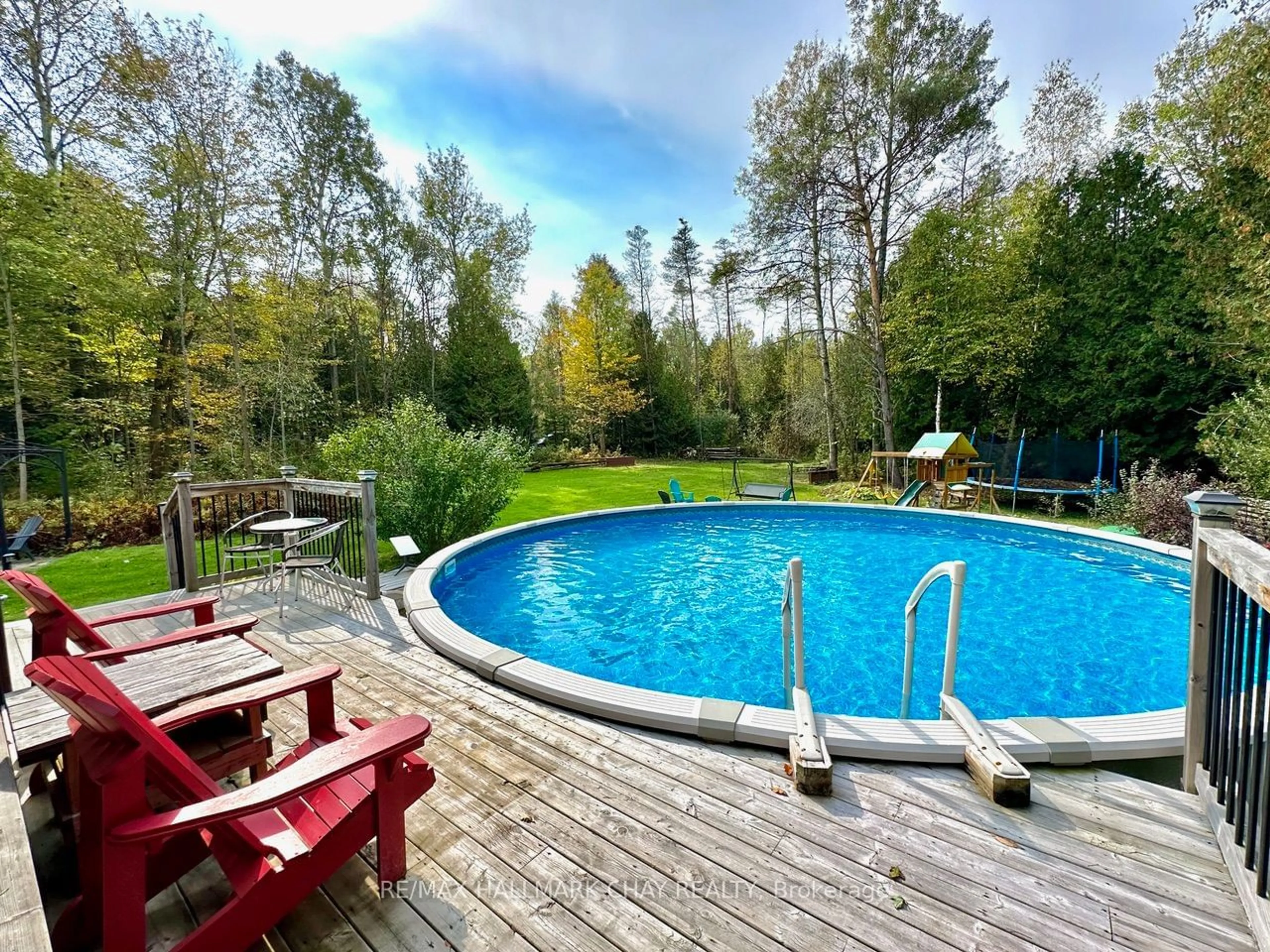 Pool for 7912 County Road 56 Rd, Essa Ontario L0M 1T0