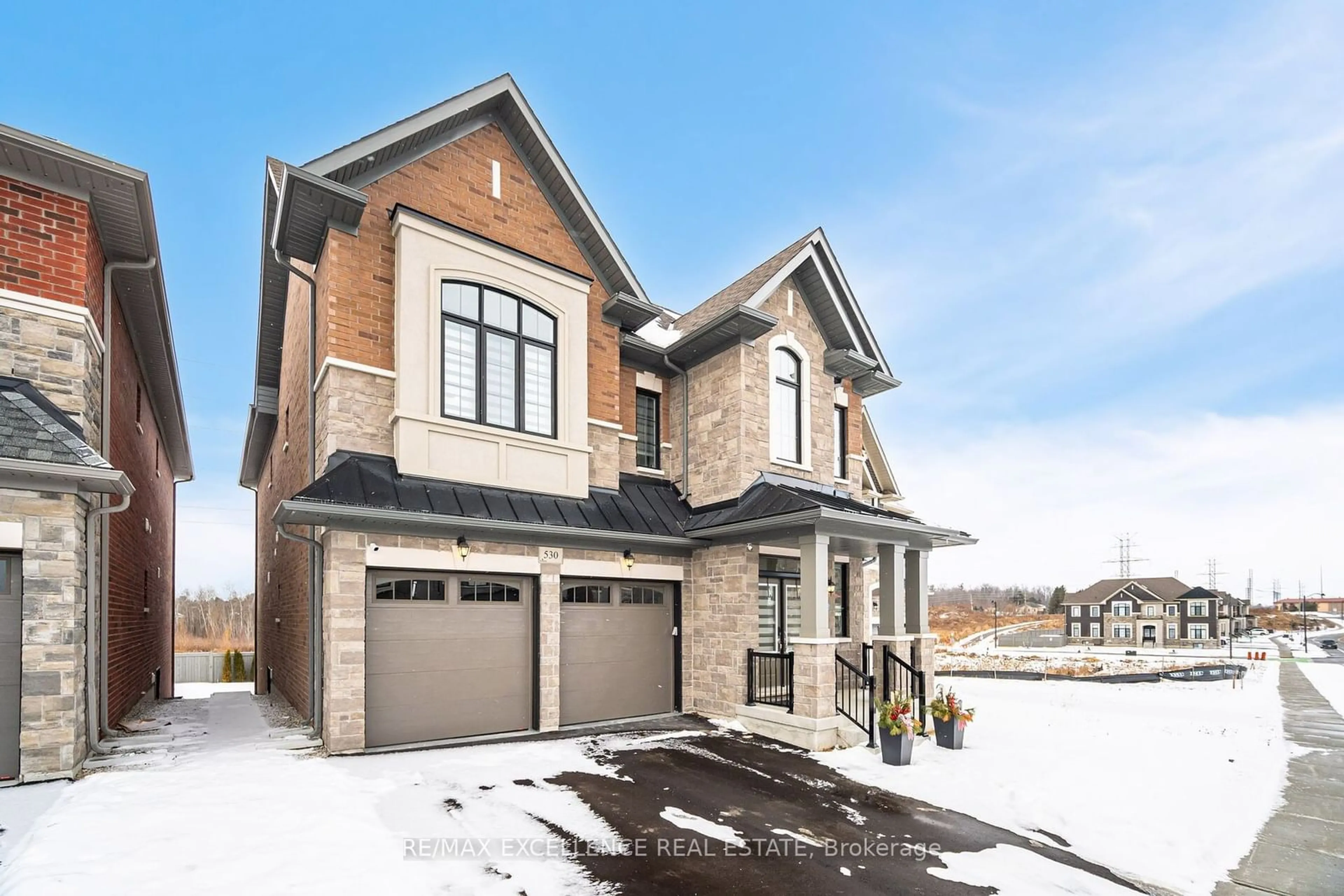 Home with brick exterior material, street for 530 Kleinburg Summit Way, Vaughan Ontario L4H 4T5