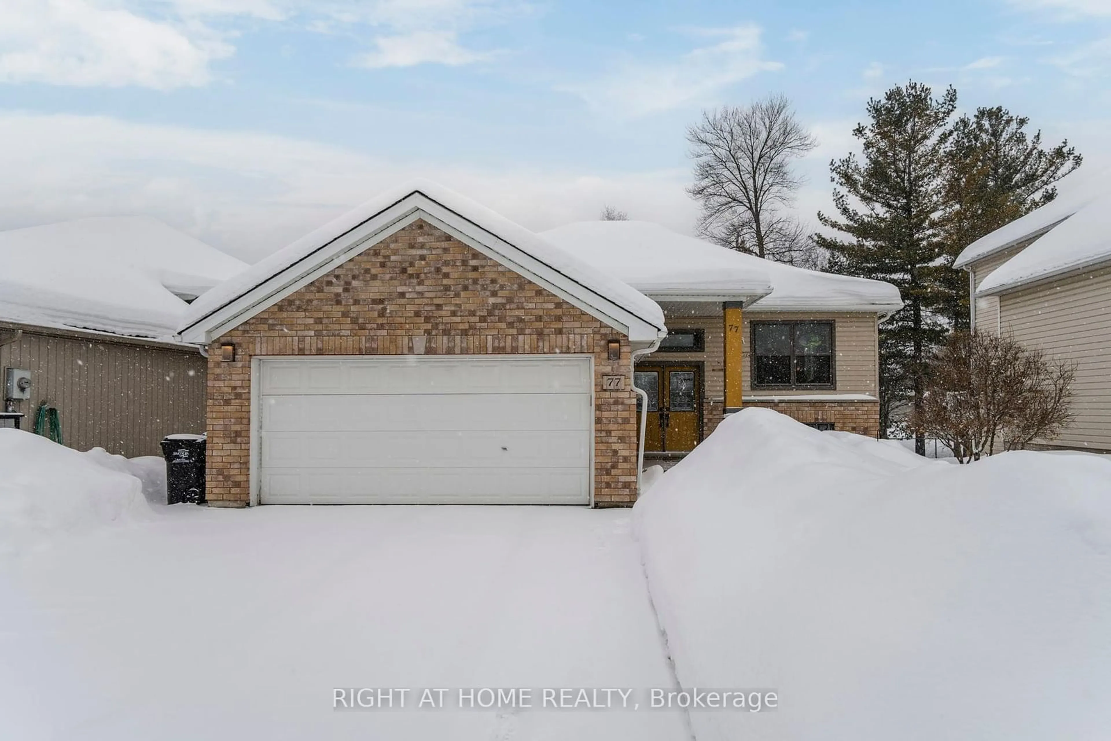 Unknown for 77 Armeda Clow Cres, Essa Ontario L3W 0H6