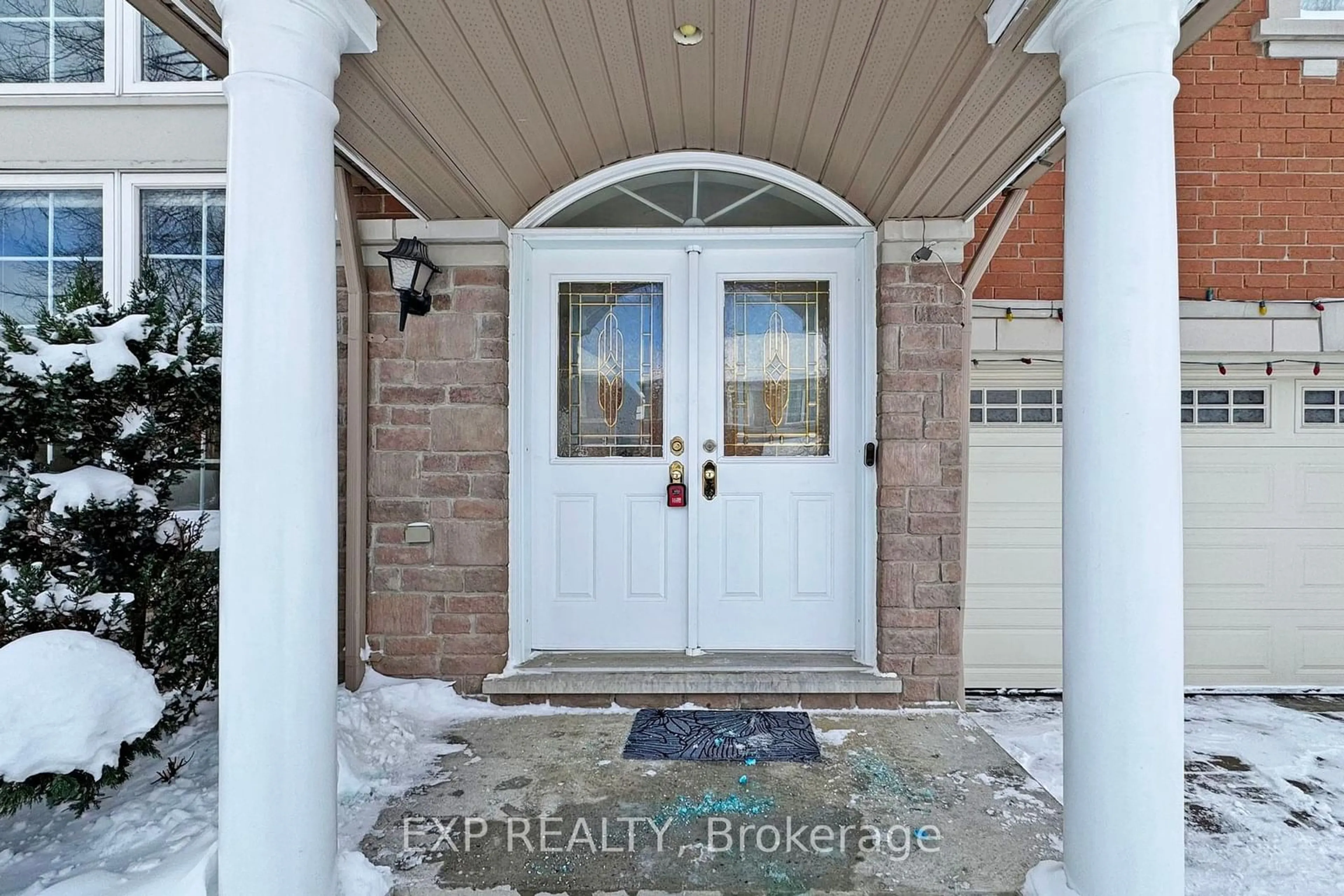 Indoor entryway for 41 Majestic Dr, Markham Ontario L6C 2B3