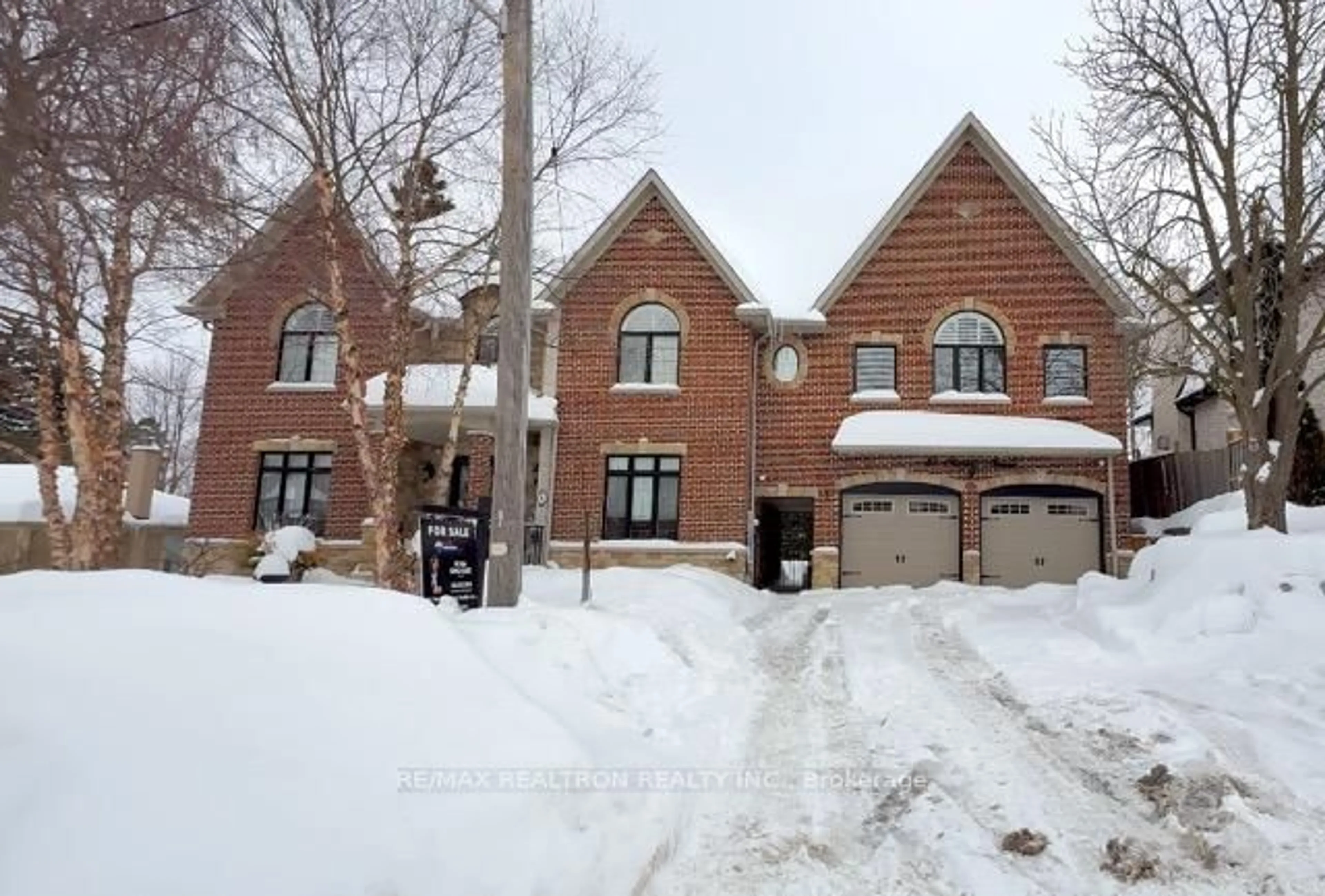 Home with brick exterior material, street for 83 Hambly Ave, King Ontario L7B 1J1