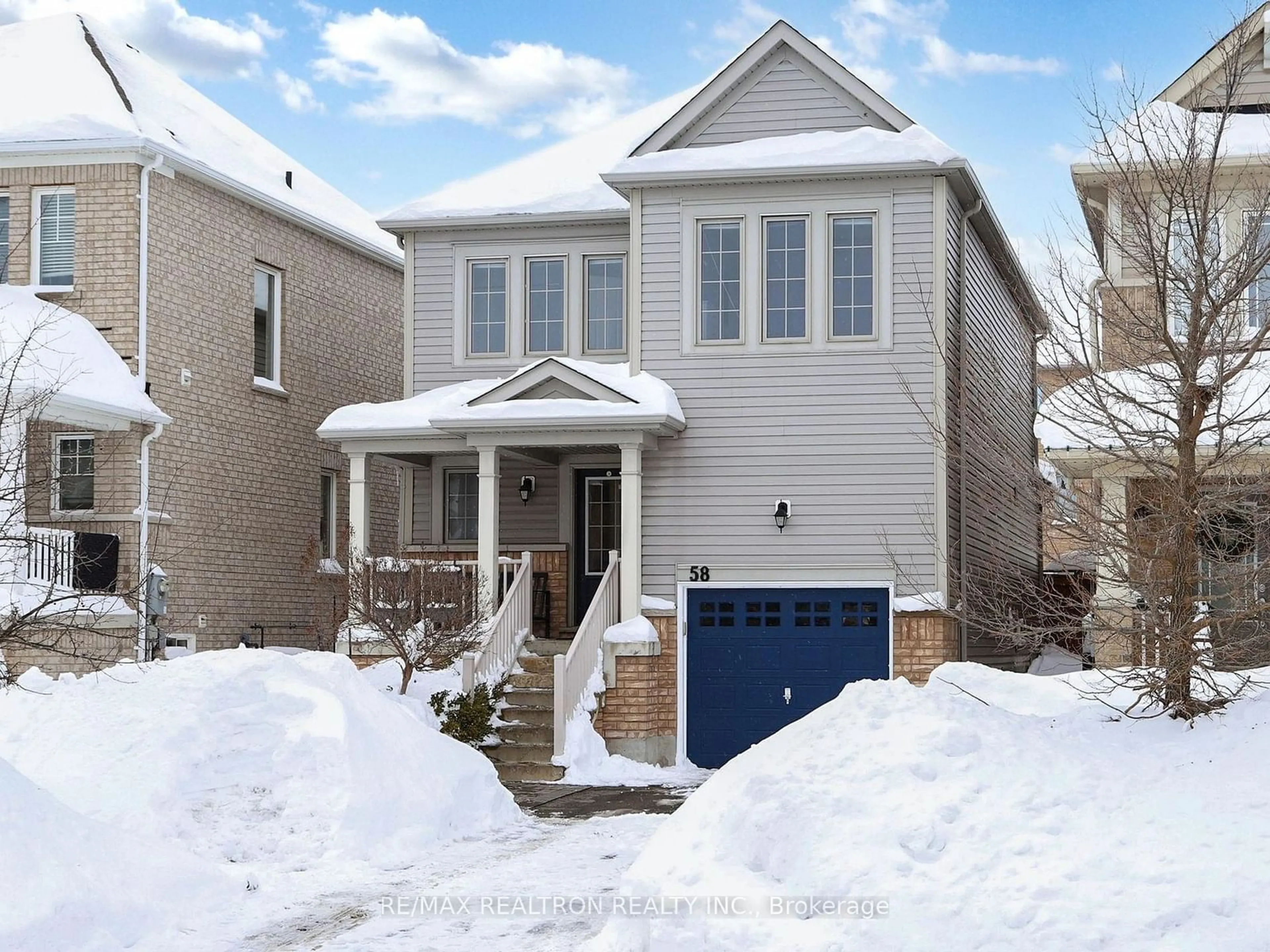 Home with vinyl exterior material, street for 58 Slack St, Bradford West Gwillimbury Ontario L3Z 0S4