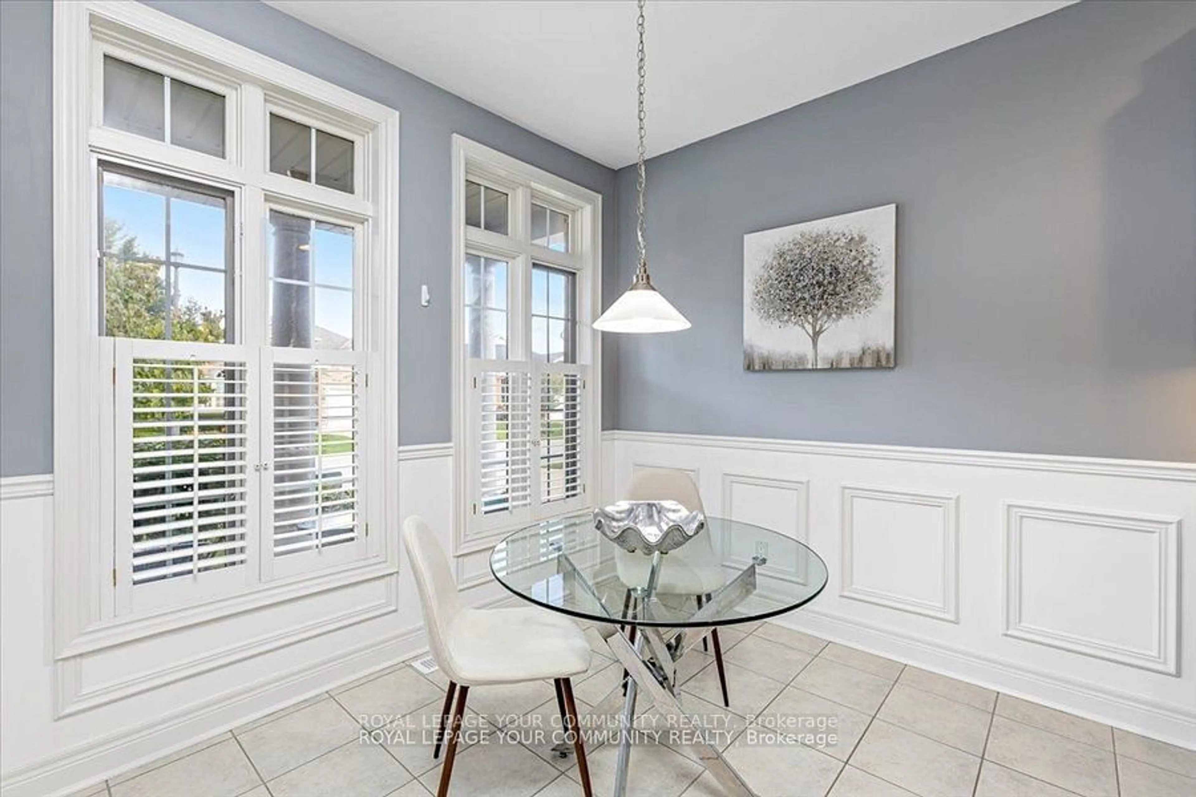 Dining room, ceramic/tile floor for 43 Bobby Locke Lane, Whitchurch-Stouffville Ontario L4A 1R4