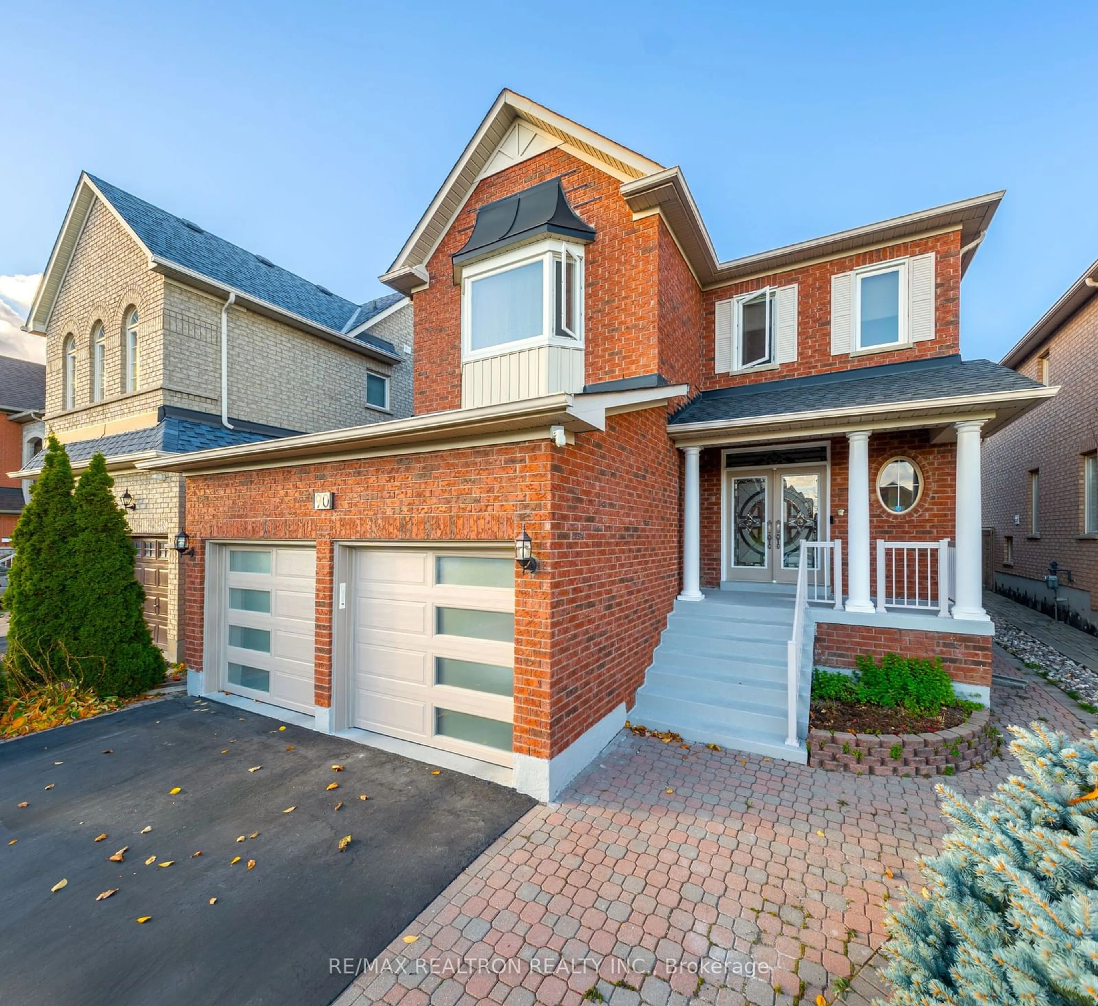 Home with brick exterior material, street for 90 Jefferson Forest Dr, Richmond Hill Ontario L4E 4J4