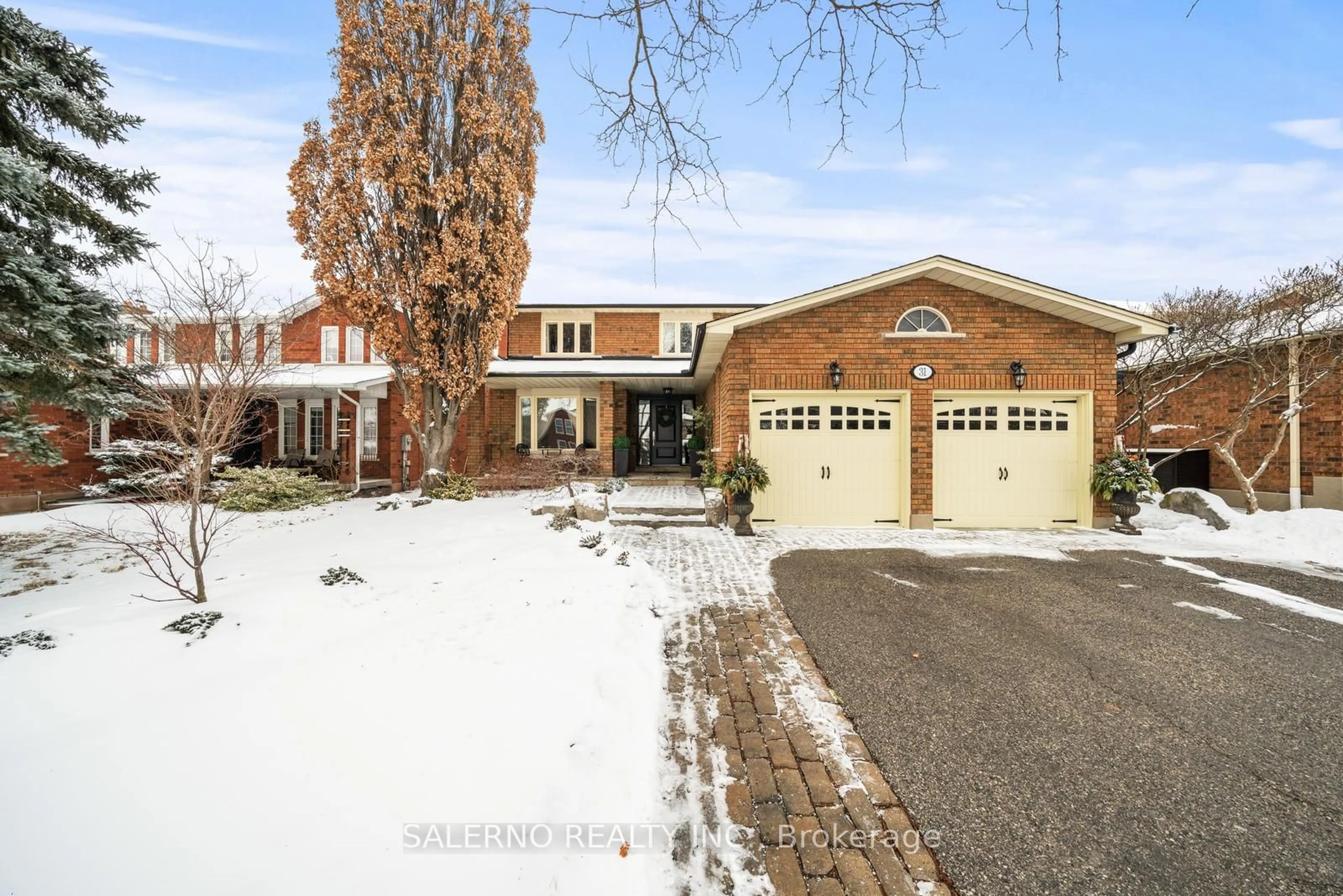 Home with brick exterior material, street for 31 Olympia Gate, Vaughan Ontario L4L 5K8