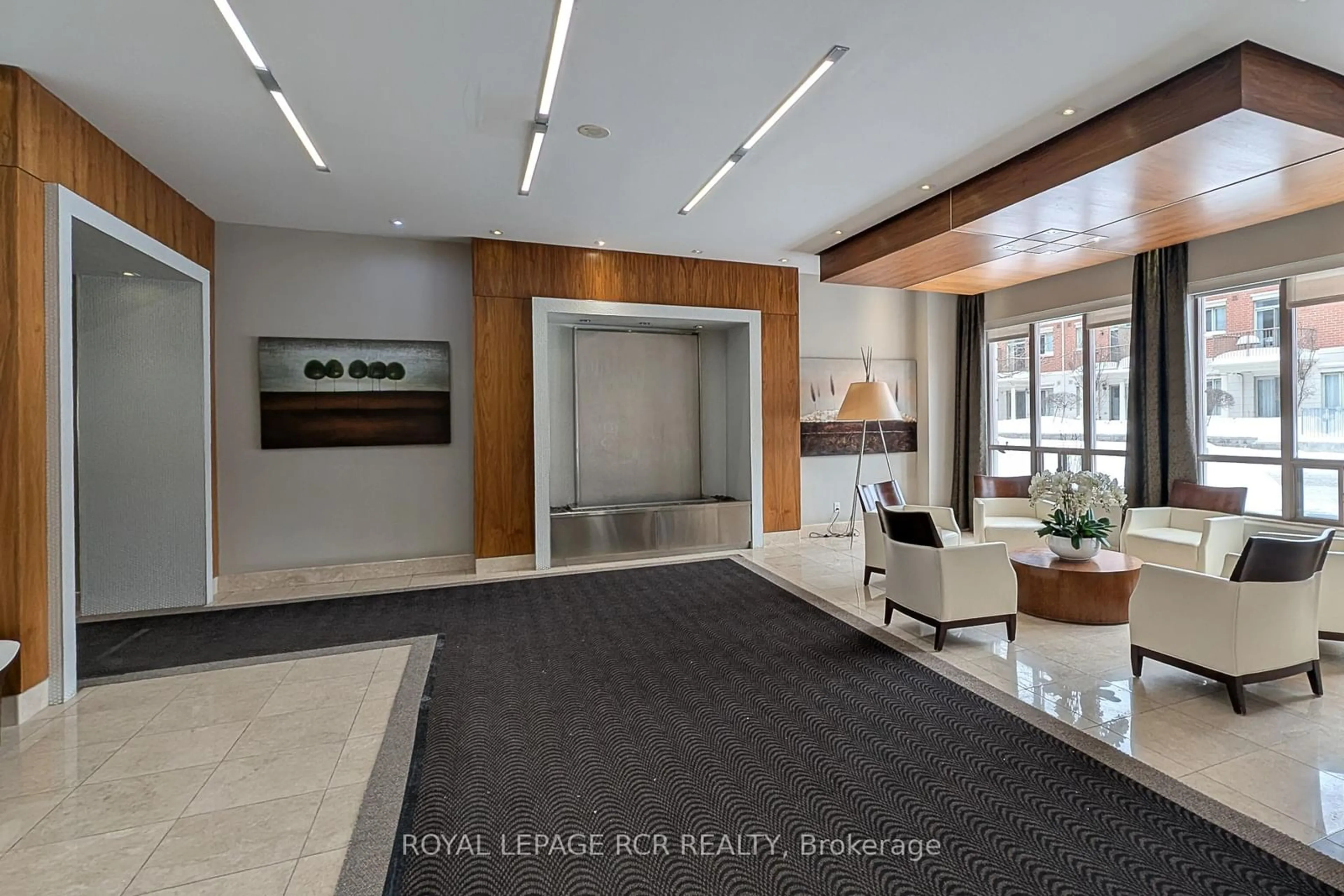 Lobby for 37 Galleria Pkwy #515, Markham Ontario L3T 0A5