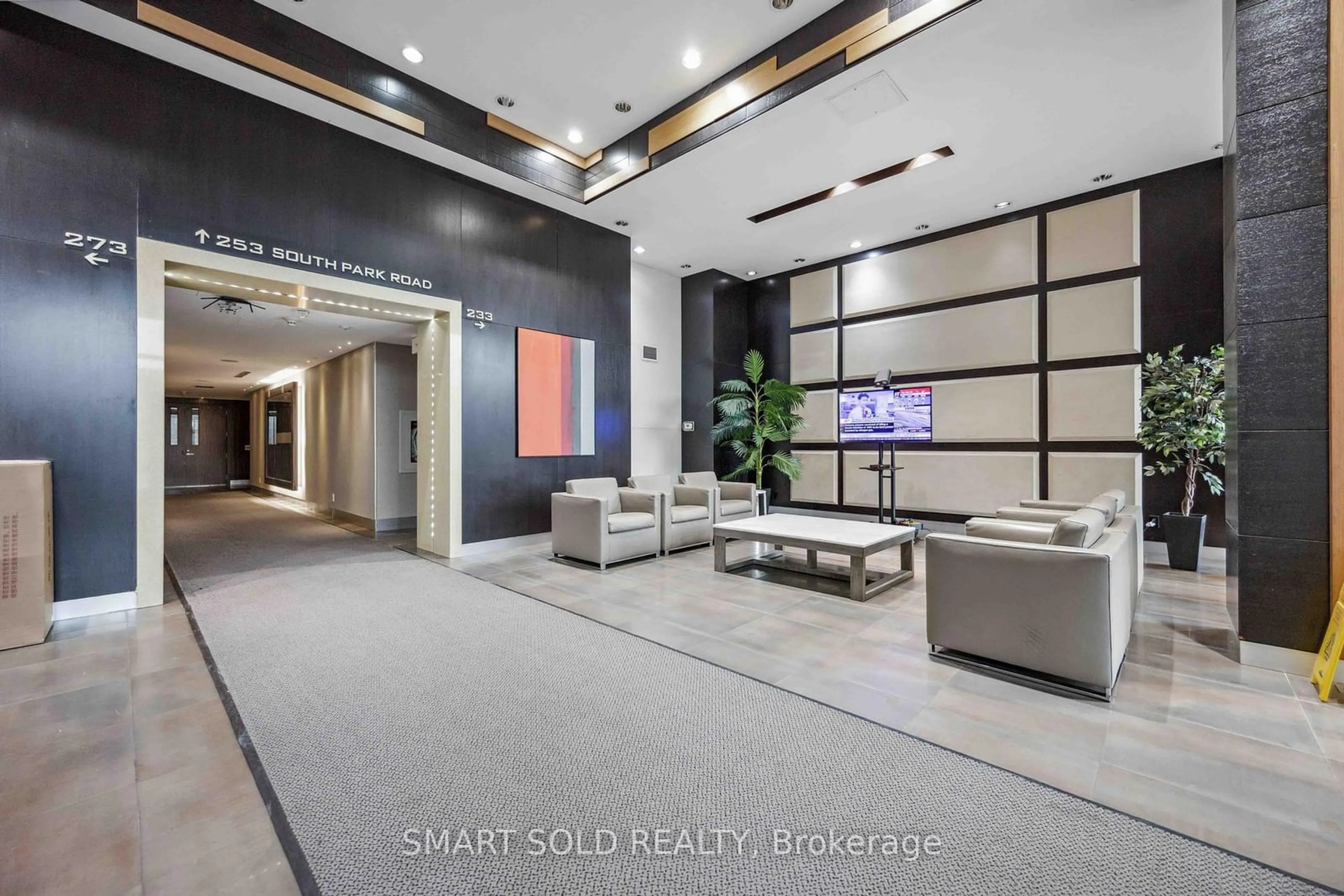 Lobby for 273 South Park Rd #1211, Markham Ontario L3T 0B5