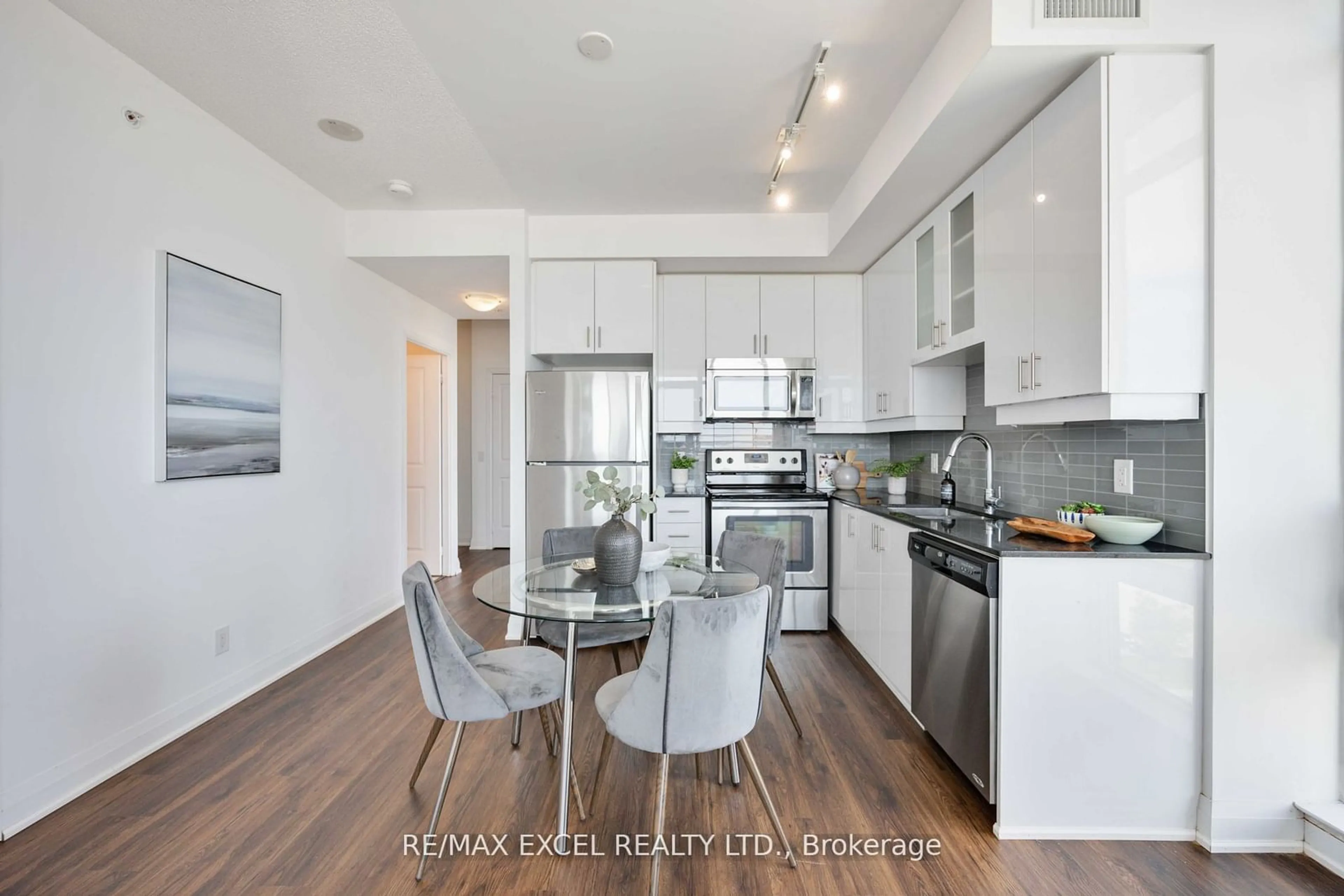 Open concept kitchen, unknown for 9582 Markham Rd #1005, Markham Ontario L6E 0H8