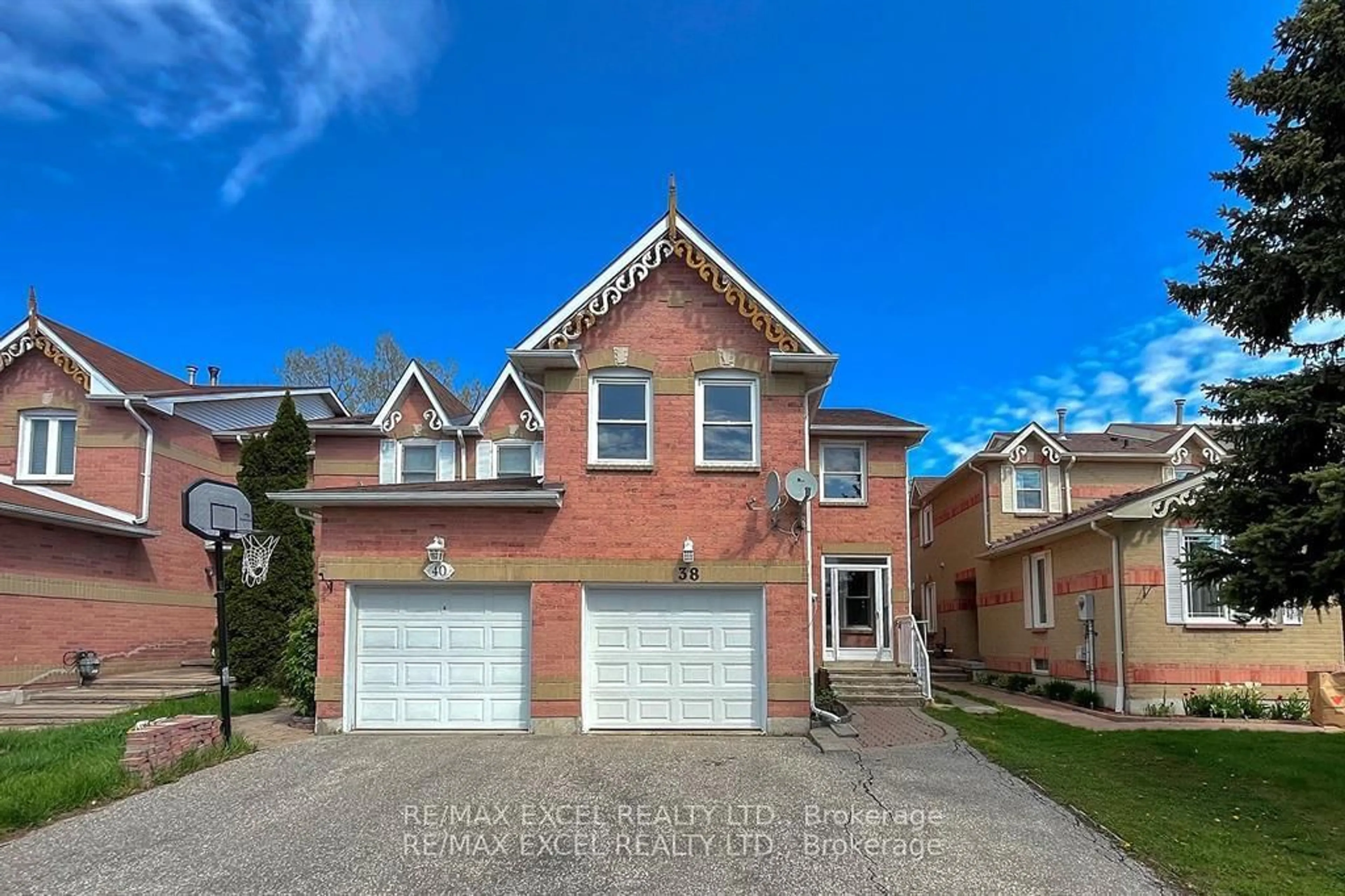 Home with brick exterior material, street for 38 Bingham St, Richmond Hill Ontario L4C 9R2