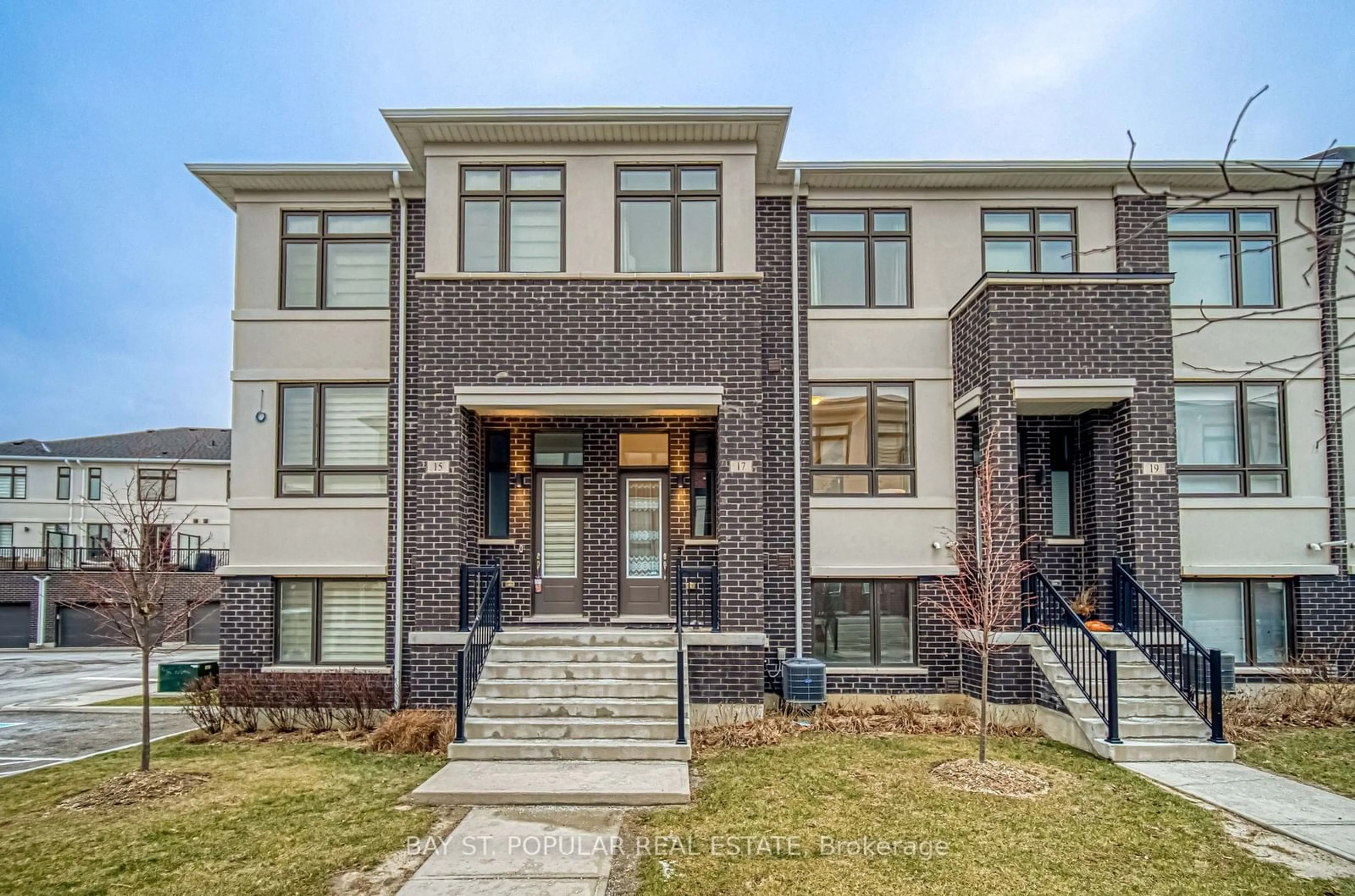 Home with brick exterior material, street for 17 James Noble Lane, Richmond Hill Ontario L4C 5S7