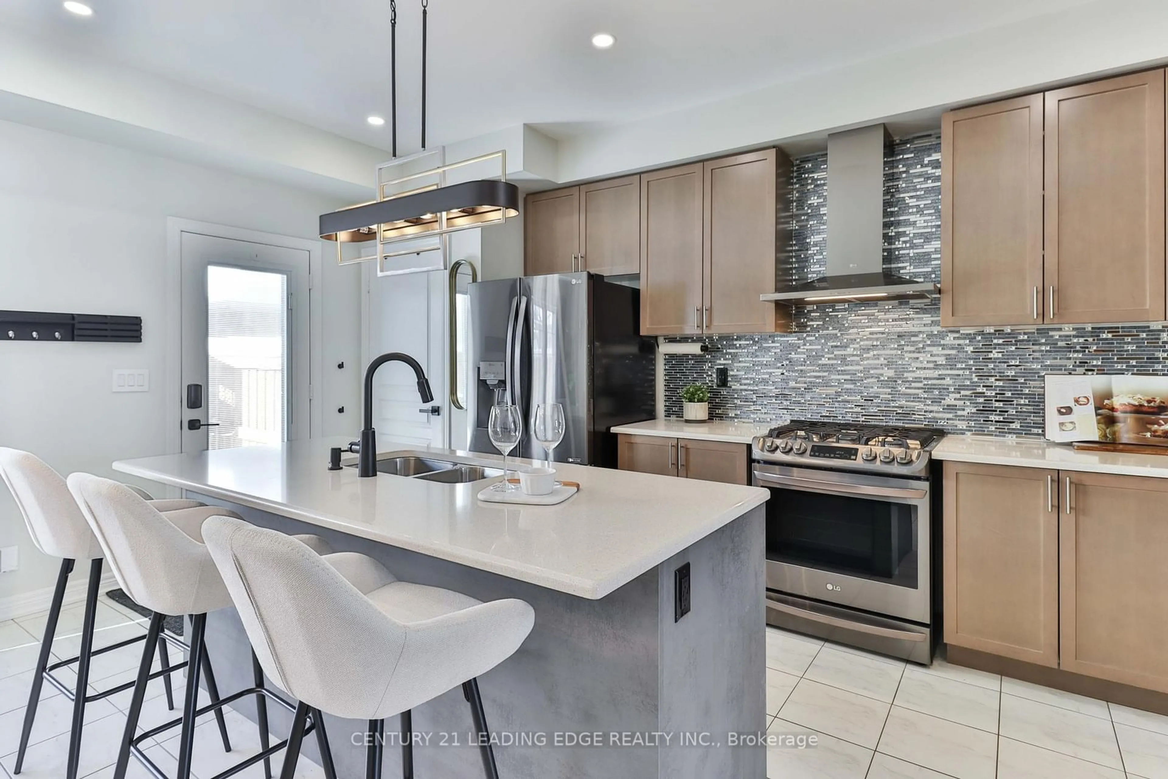 Contemporary kitchen, ceramic/tile floor for 2016 Donald Cousens Pkwy, Markham Ontario L6B 1J5